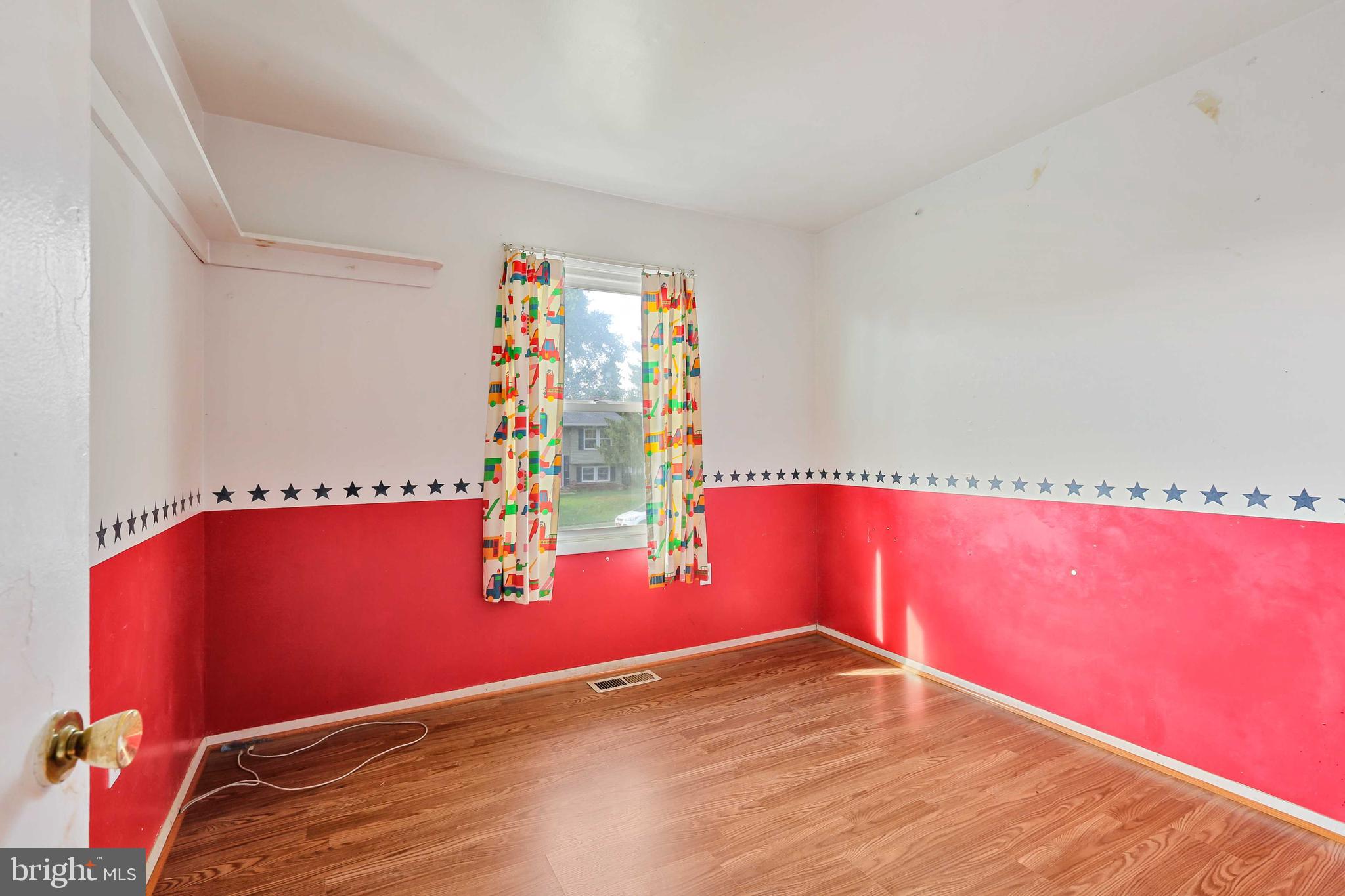 FOUR SEASONS ESTATES - Residential