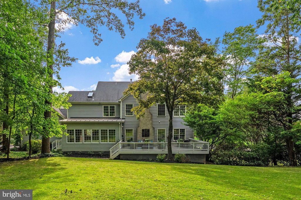 Photo of 3501 Birdsboro Drive, FAIRFAX, VA 22033 (MLS # VAFX2307064)