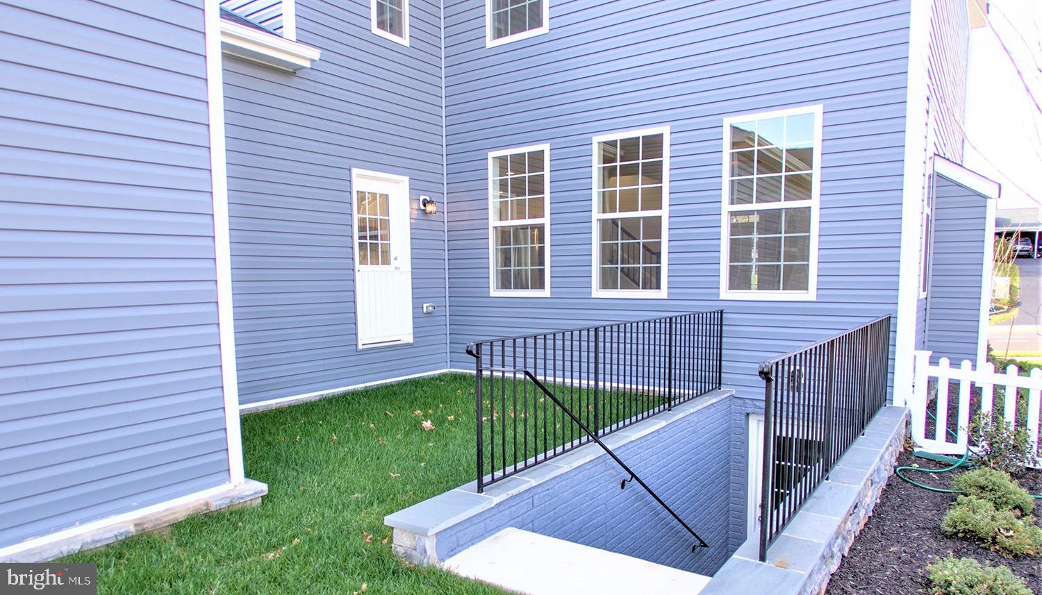 CANTERBURY STATION - Residential