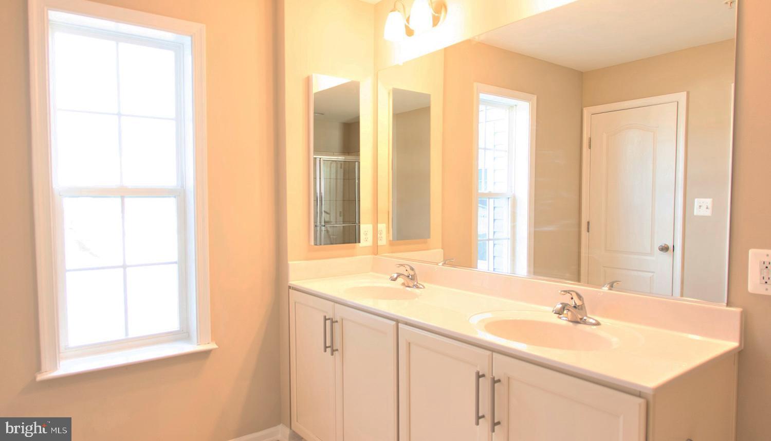 CANTERBURY STATION - Residential