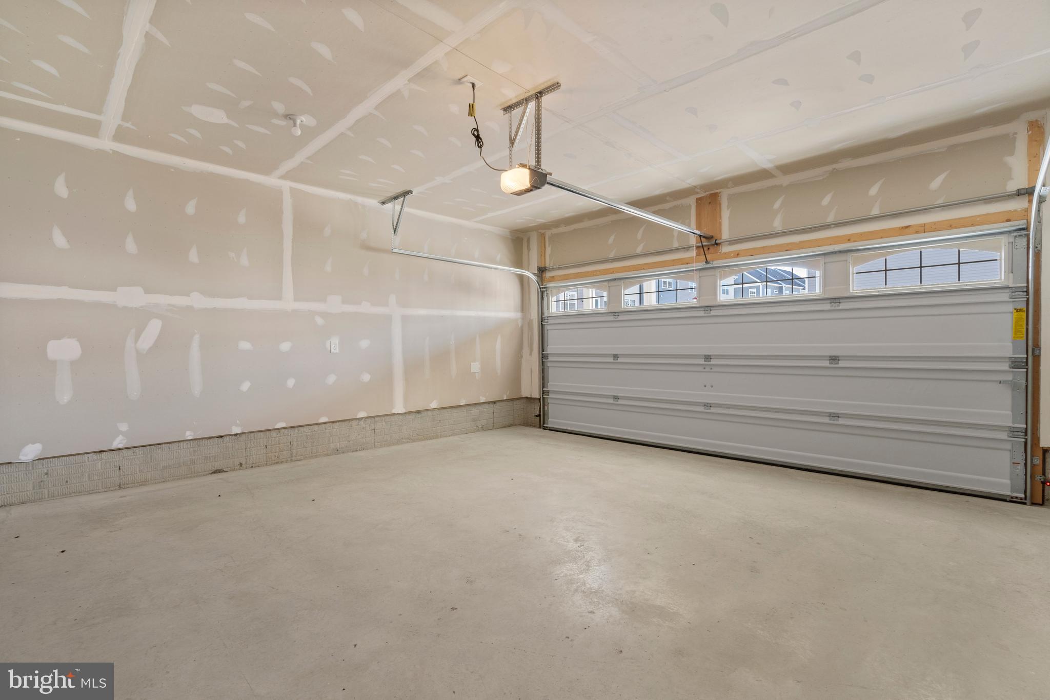 PATAPSCO GLEN - Residential Lease