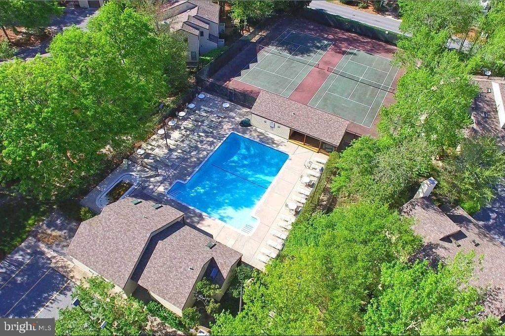 BETHANY PROPER TOWNHOMES - Residential