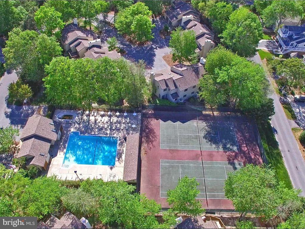 Photo of 332 Forsythia Court #D, BETHANY BEACH, DE 19930 (MLS # DESU2098842)