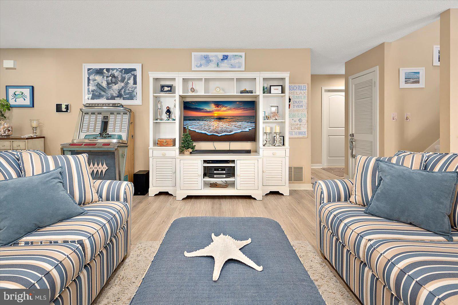 BETHANY PROPER TOWNHOMES - Residential