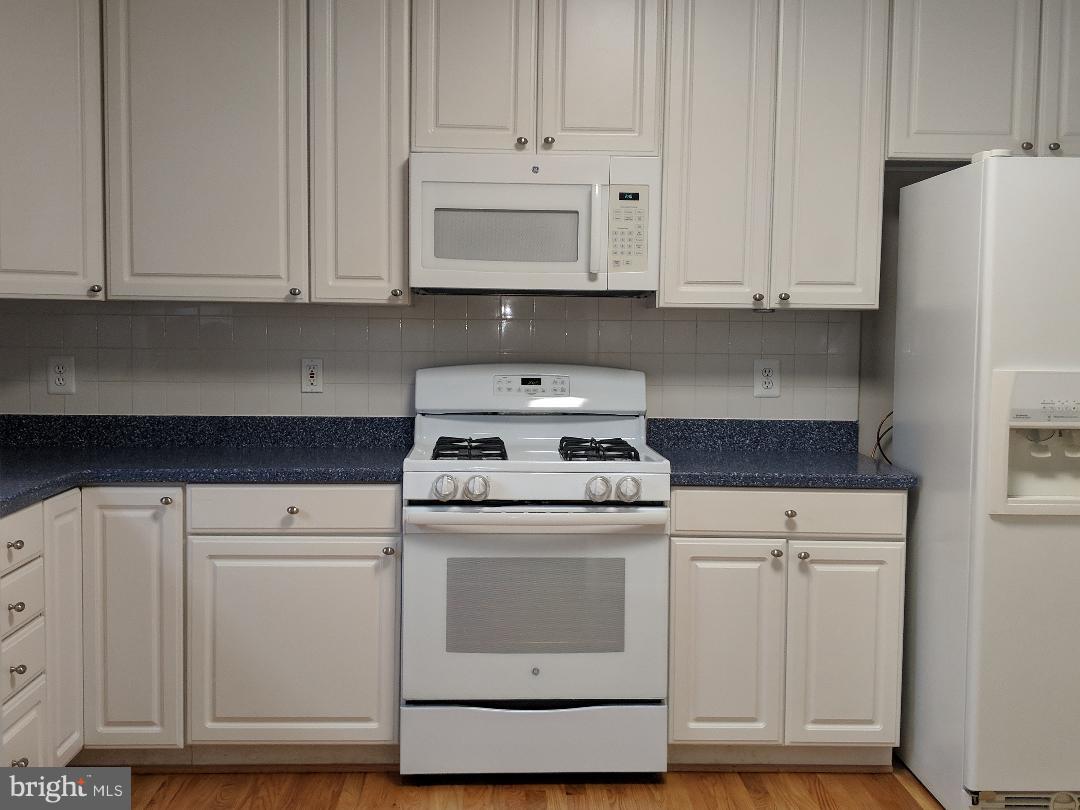 46838 GRAHAM COVE SQUARE