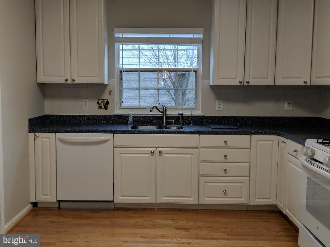 46838 GRAHAM COVE SQUARE
