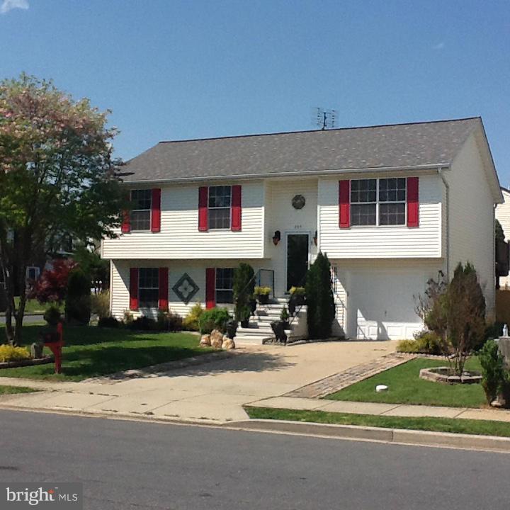 LAKE COVENTRY - Residential