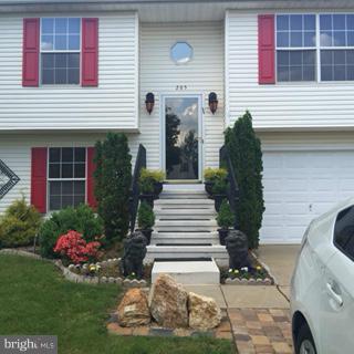 LAKE COVENTRY - Residential