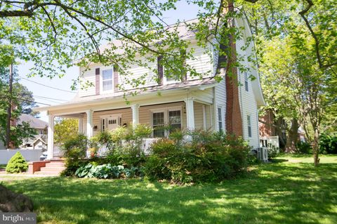 111 SOMERSET AVENUE CAMBRIDGE MD 21613