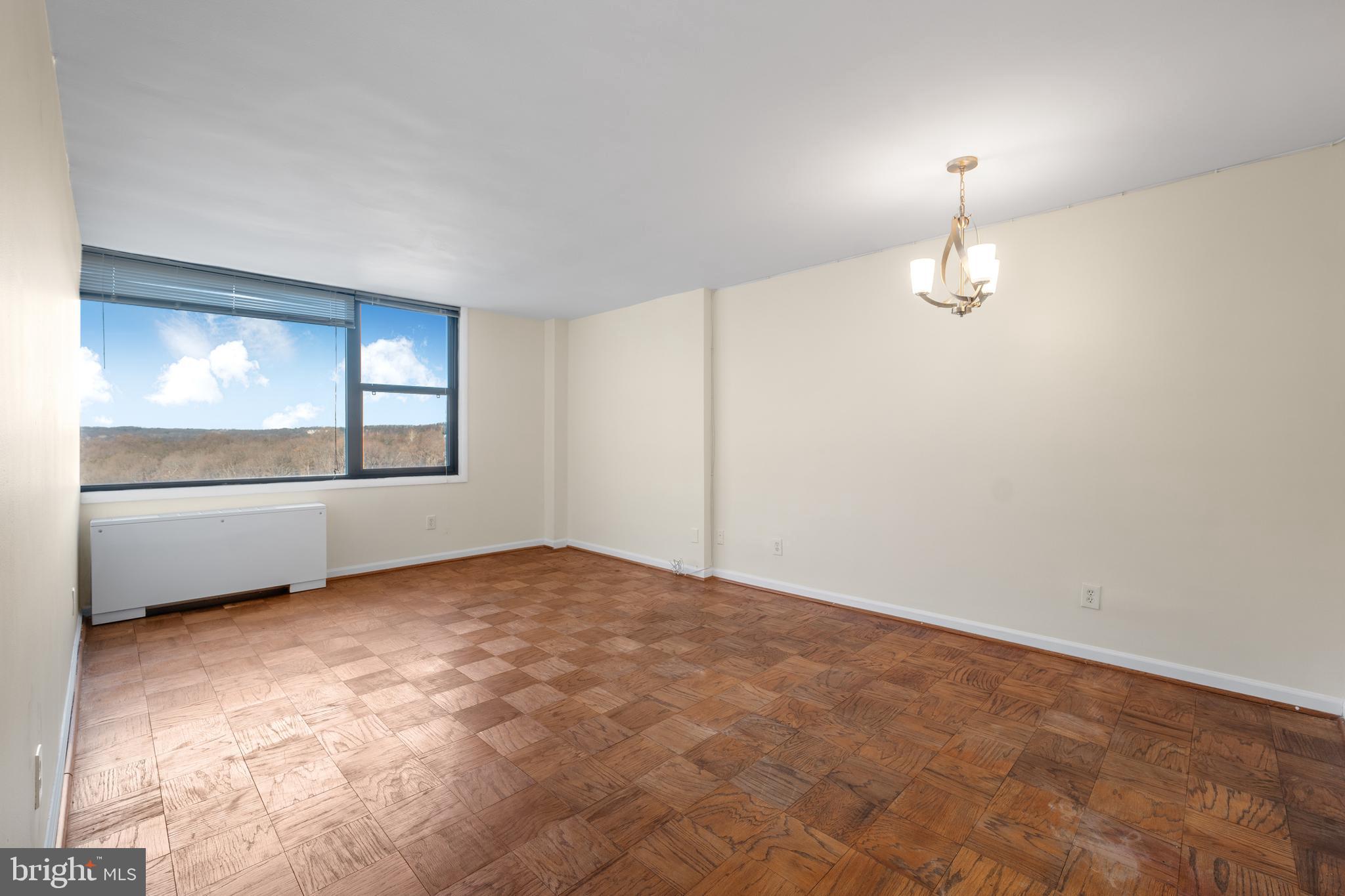 FORTY SIX HUNDRED - Residential