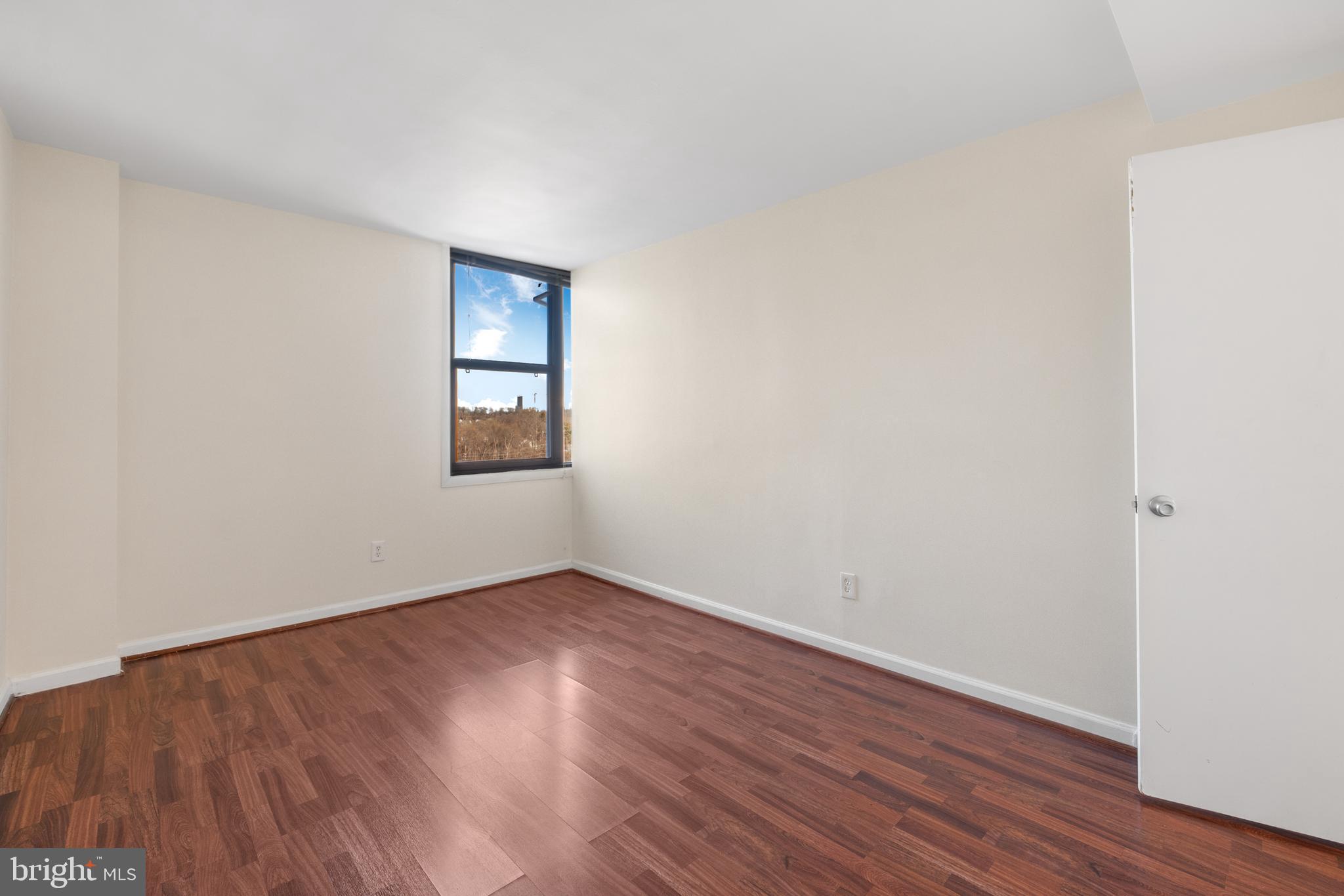 FORTY SIX HUNDRED - Residential