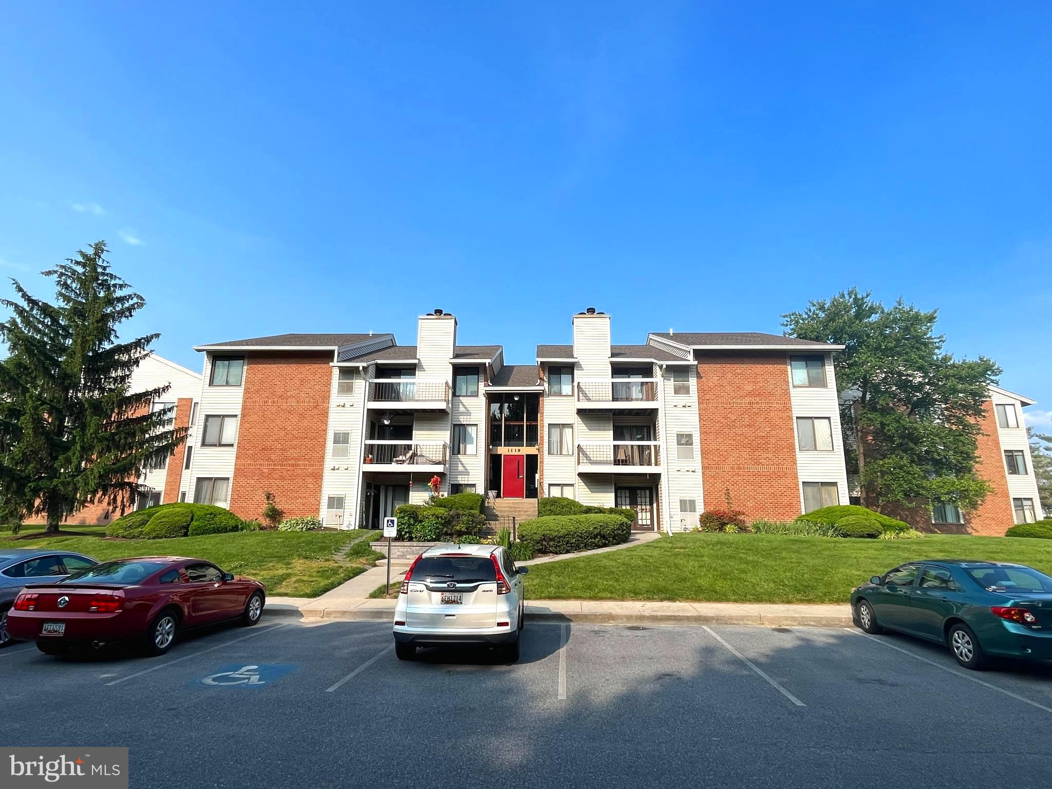 CASTLE HARBOUR - Residential