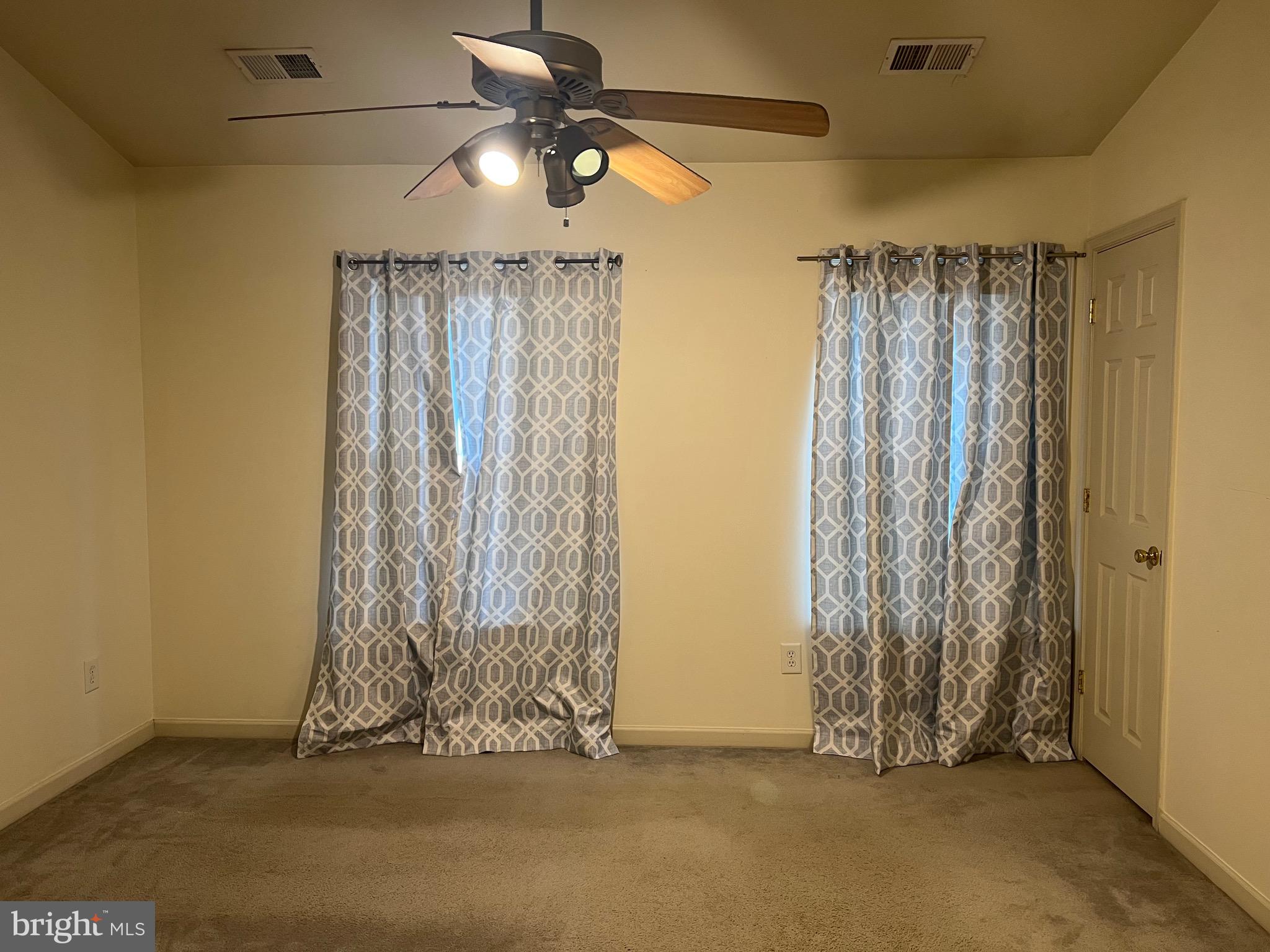 PRENTISS POINT II TOWNHOMES - Residential