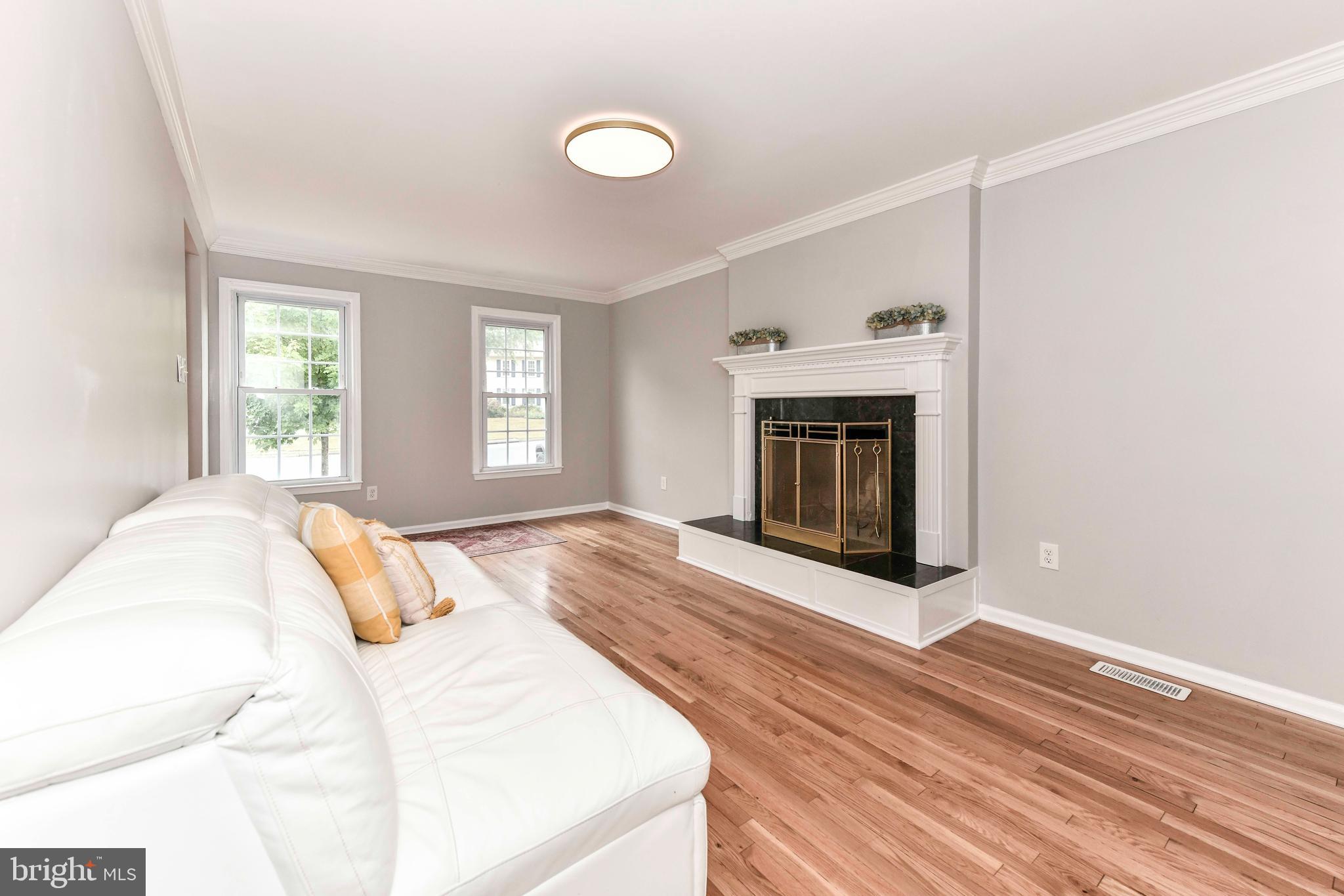 HAMPTON FOREST - Residential