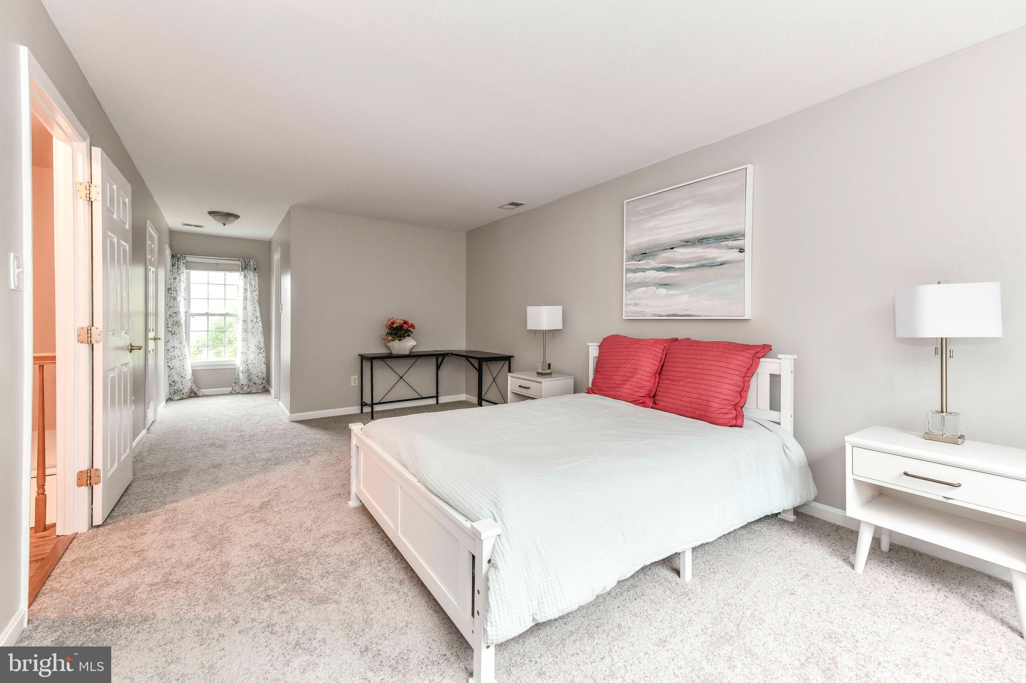 HAMPTON FOREST - Residential