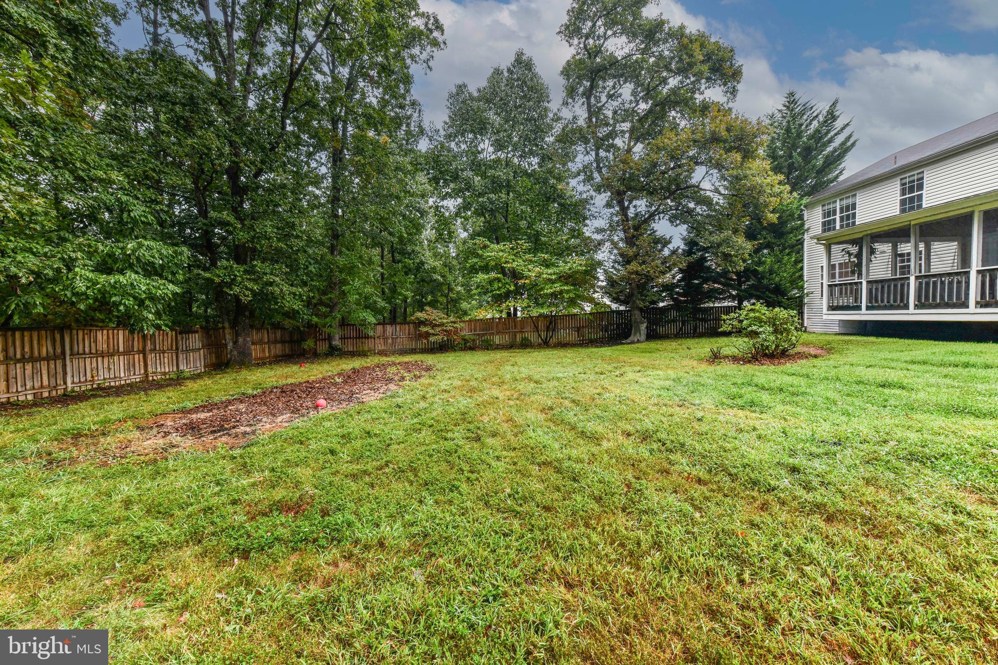 HAMPTON FOREST - Residential