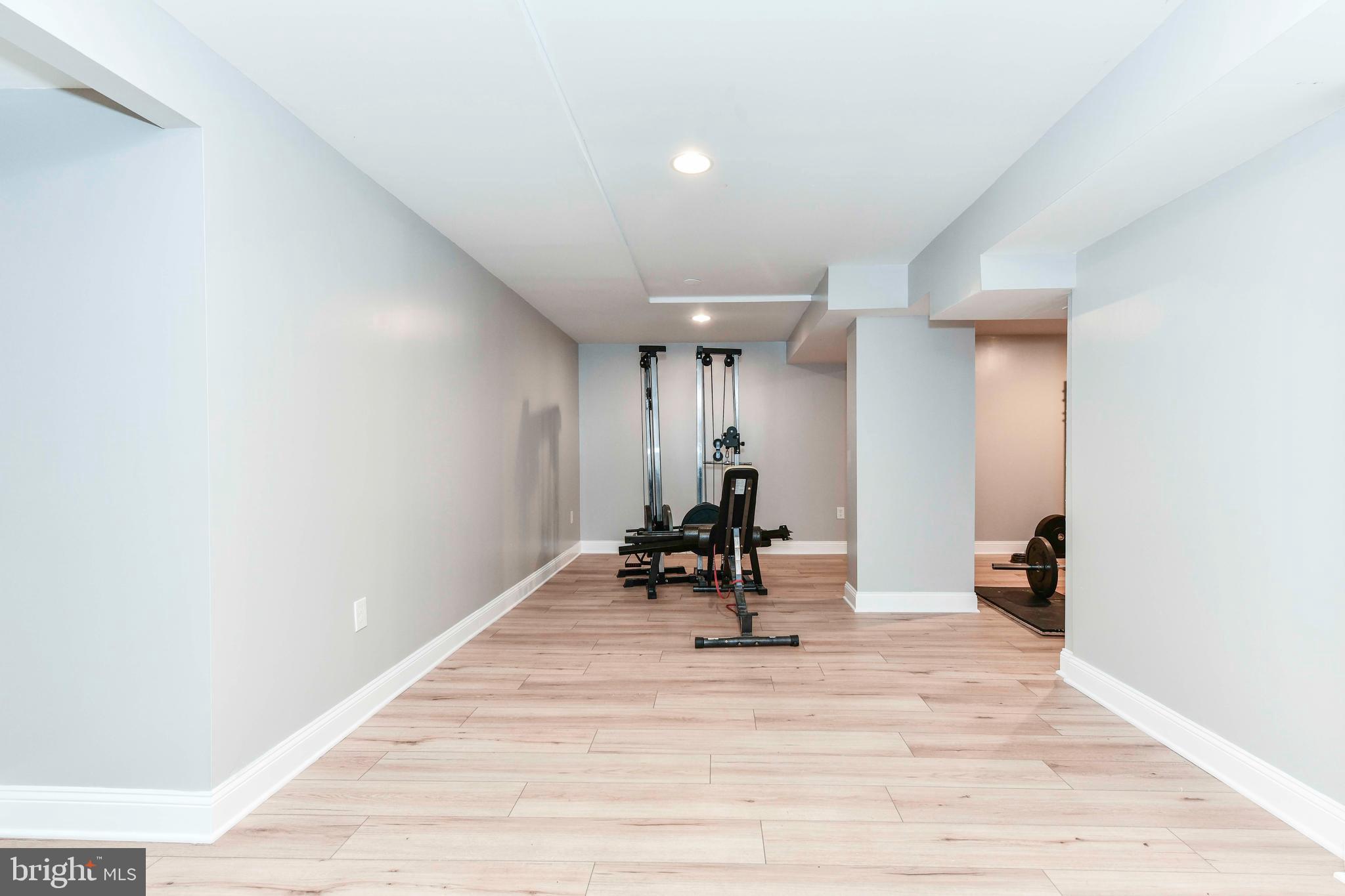 HAMPTON FOREST - Residential