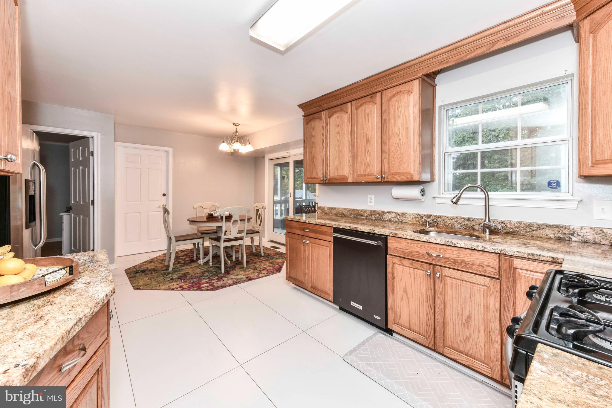 HAMPTON FOREST - Residential