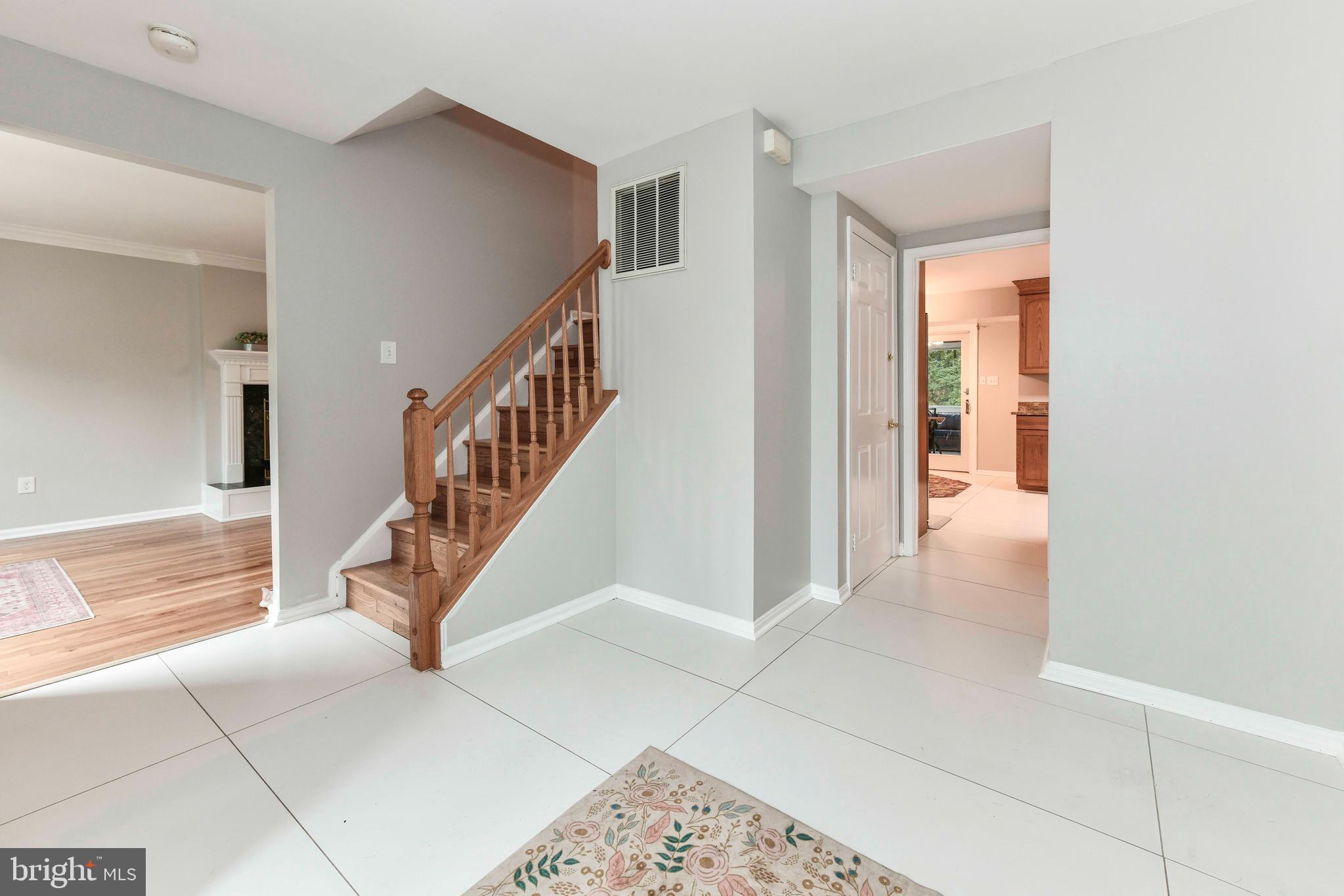 HAMPTON FOREST - Residential