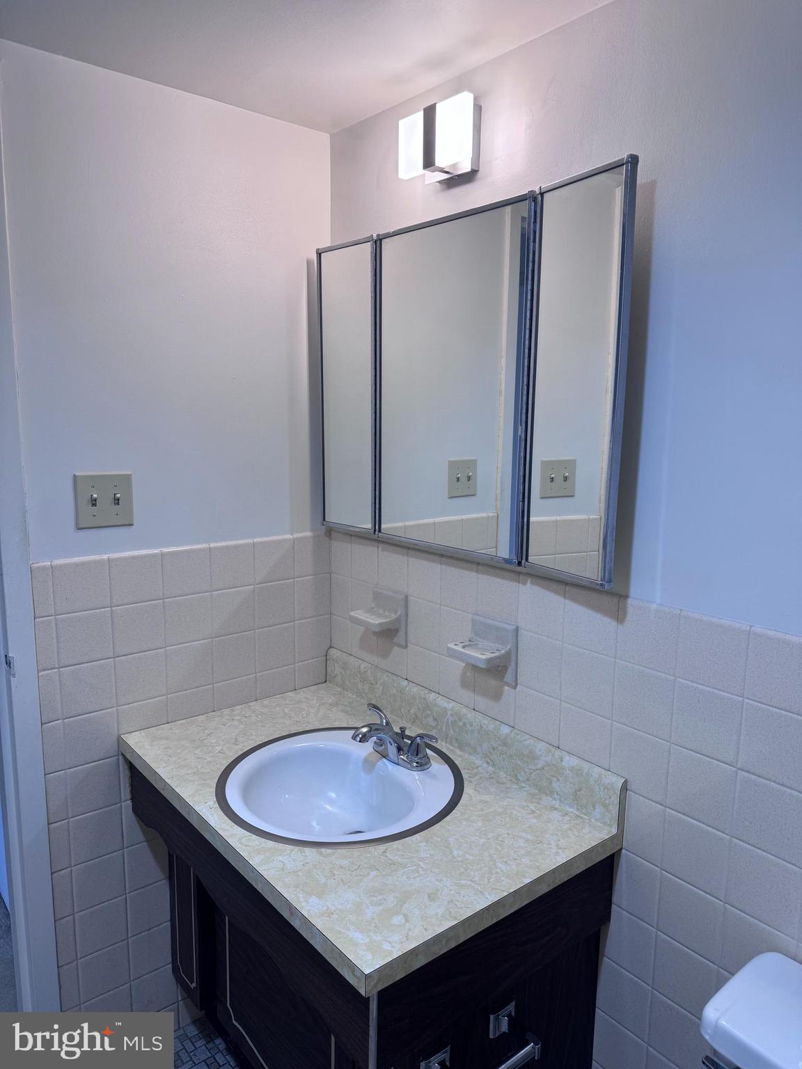 UNIVERSITY TOWERS CODM - Residential