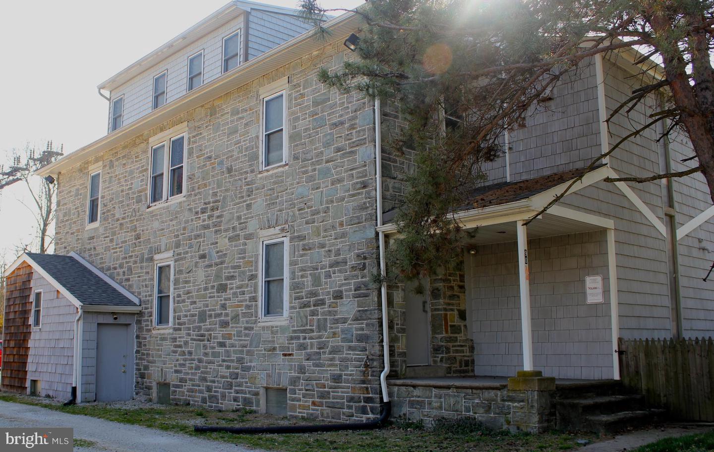 90 W CENTRAL AVENUE
