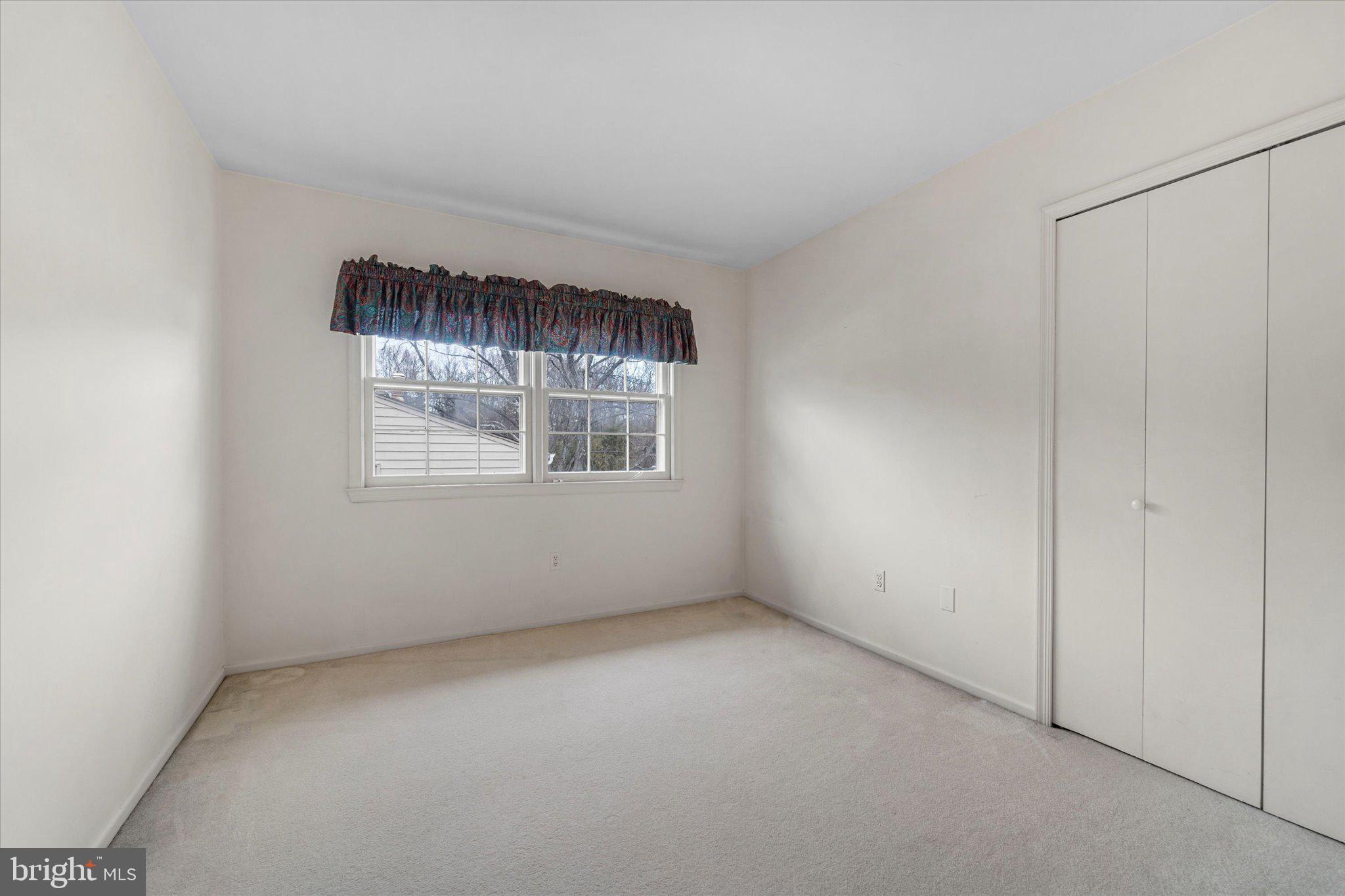 MOSBY WOODS - Residential