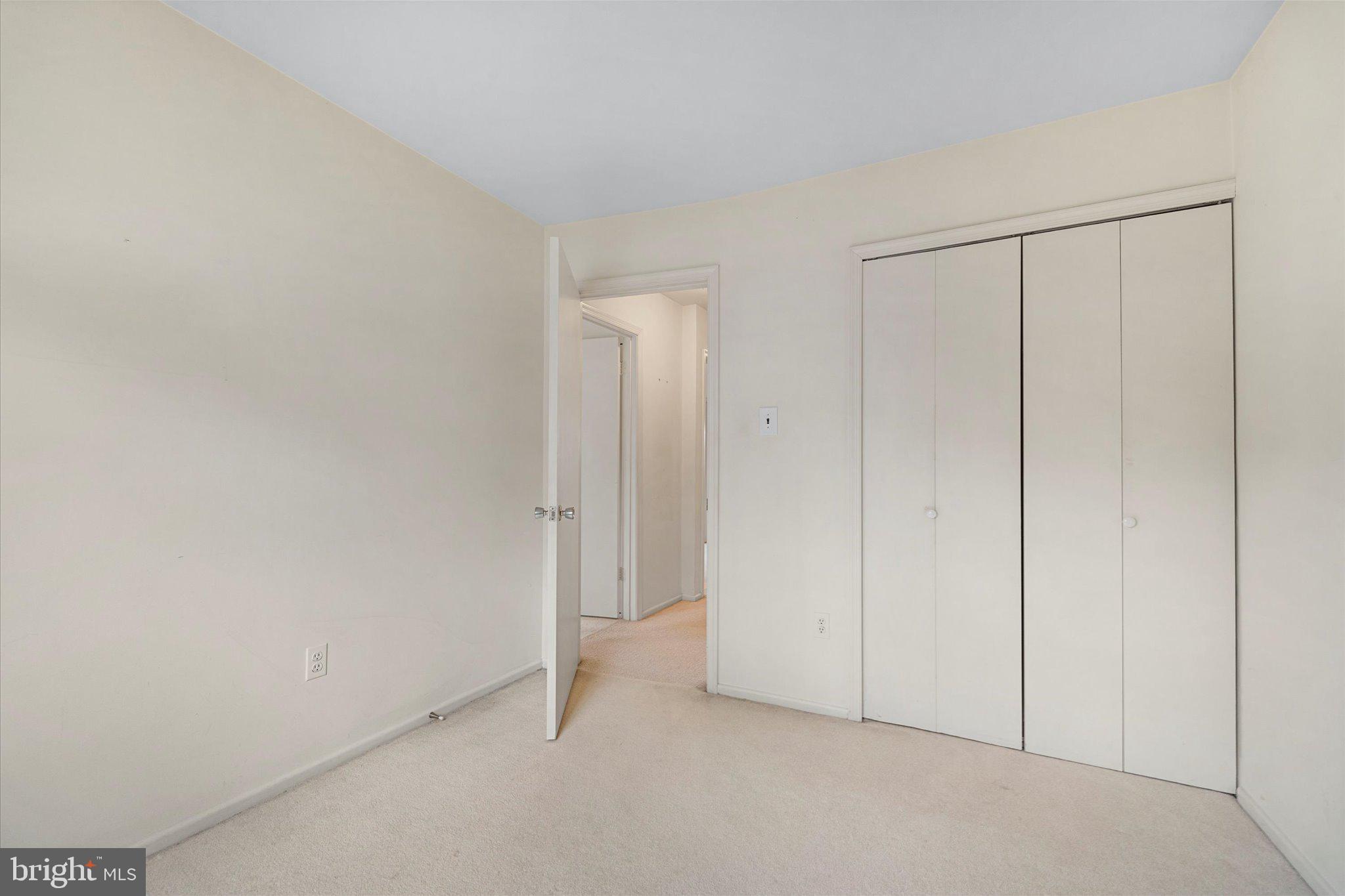 MOSBY WOODS - Residential