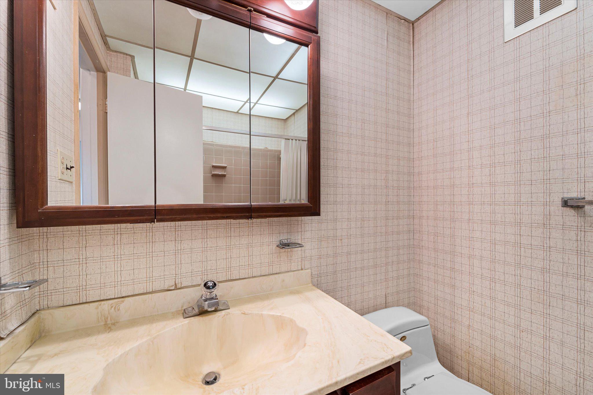 MOSBY WOODS - Residential