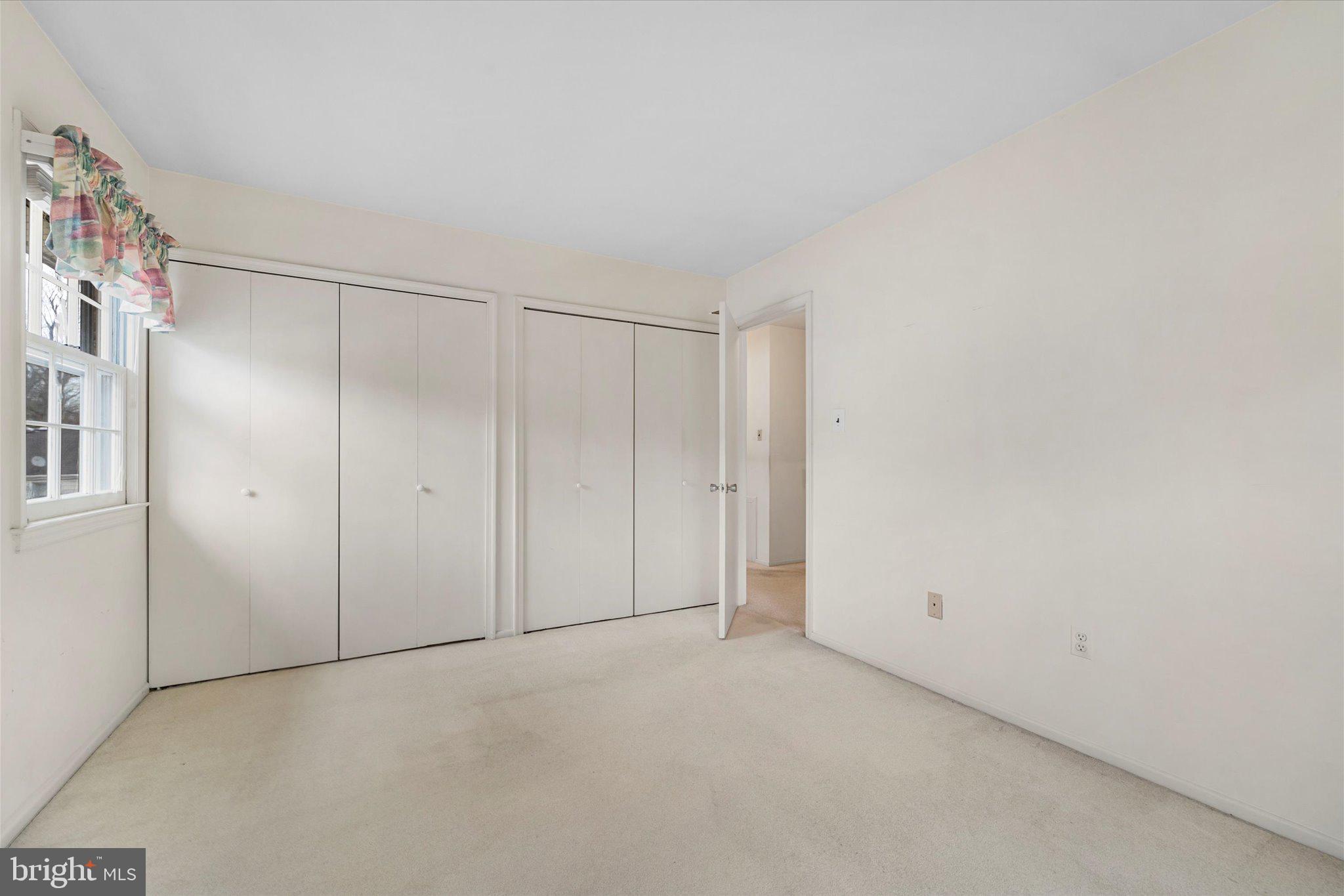 MOSBY WOODS - Residential