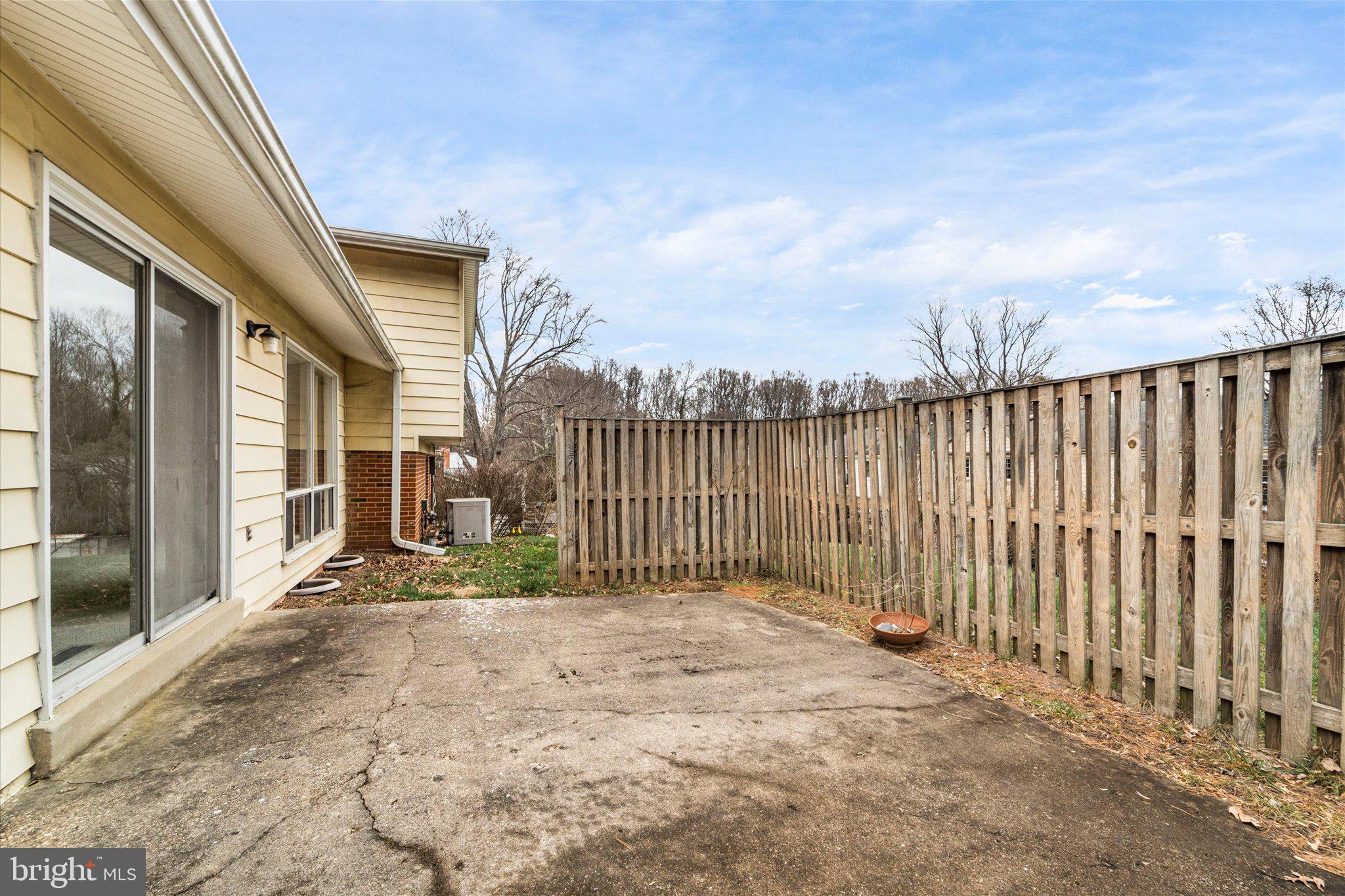 MOSBY WOODS - Residential