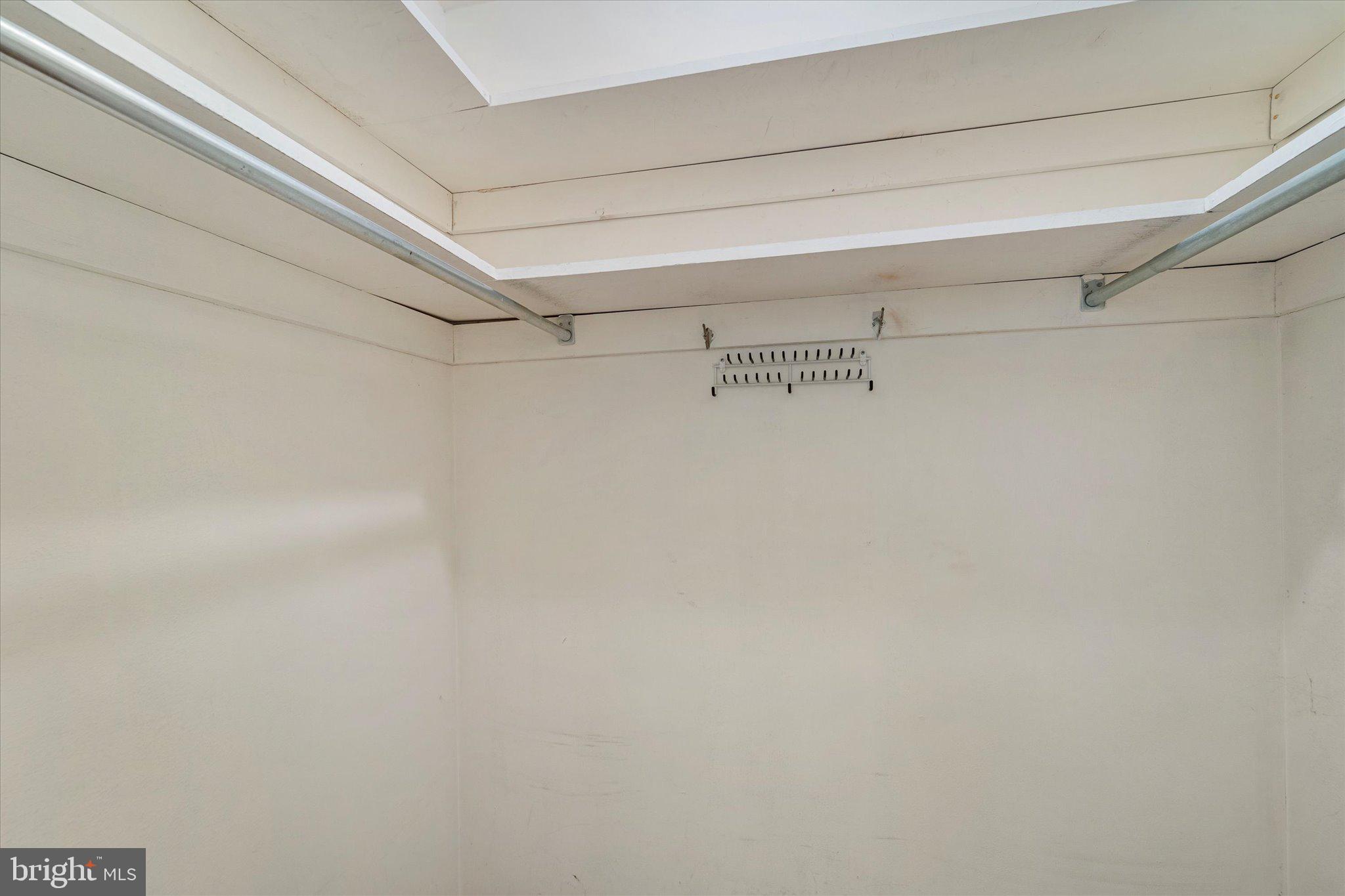 MOSBY WOODS - Residential