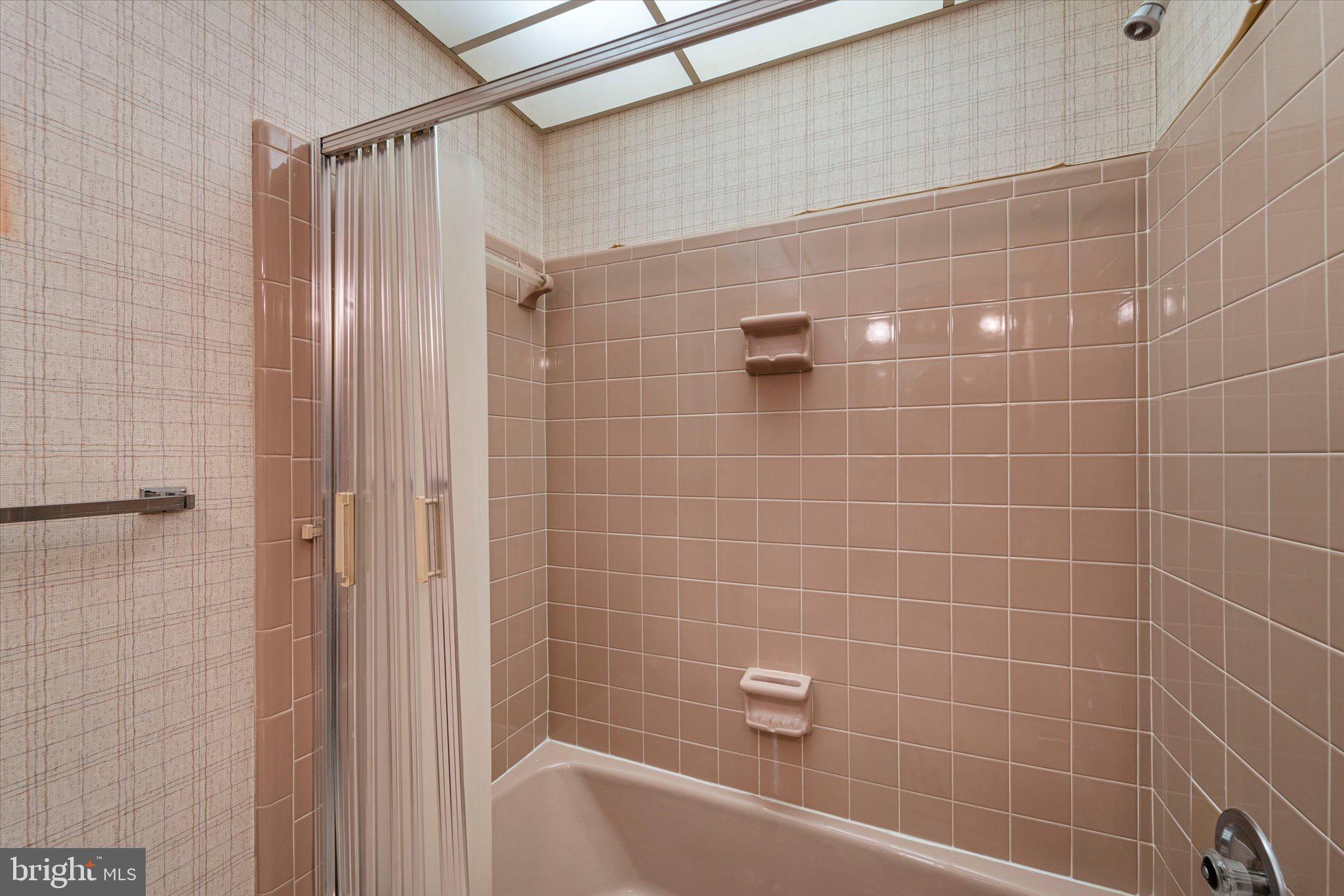 MOSBY WOODS - Residential