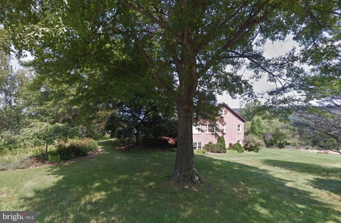 FELICITA - Commercial Sale