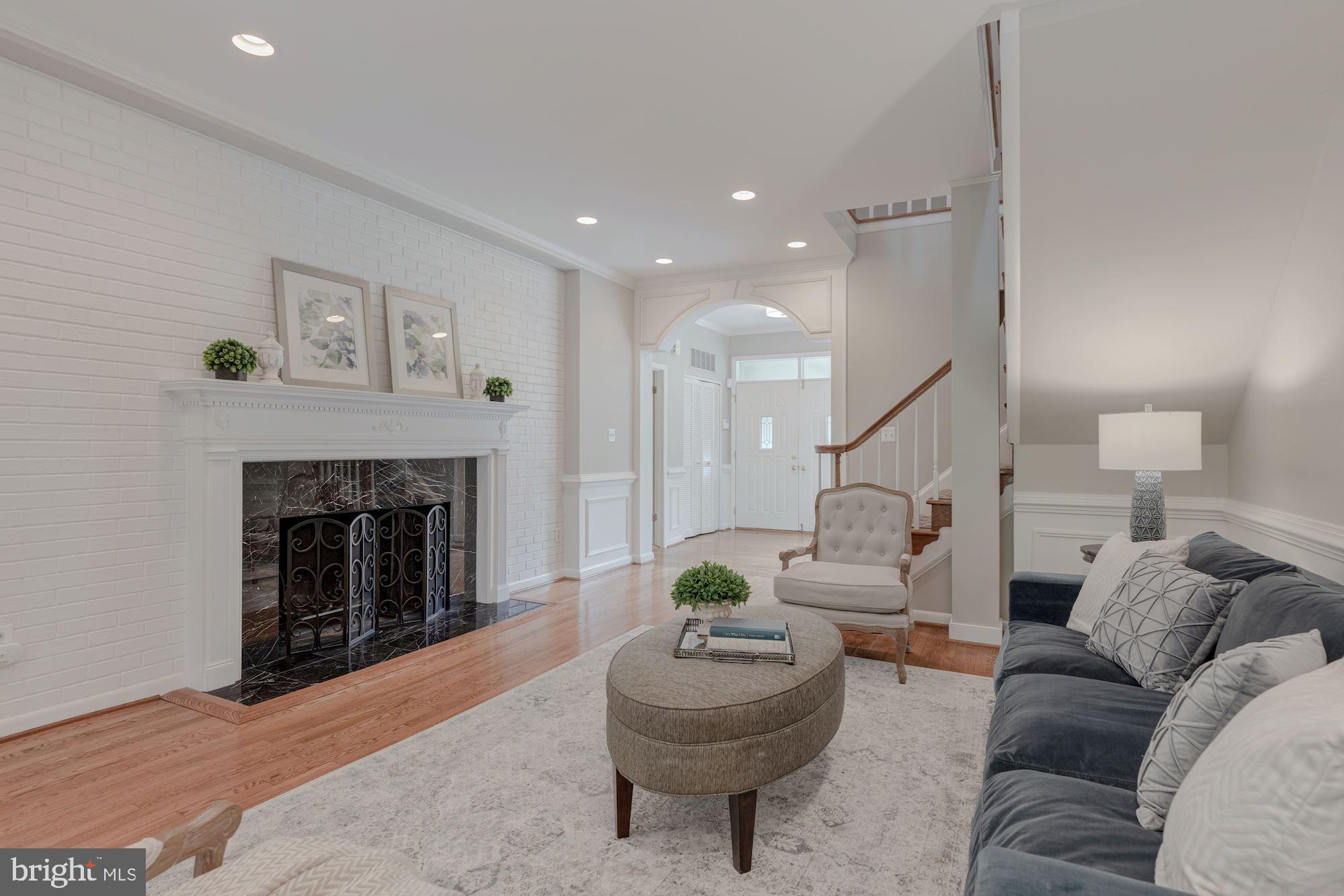 CHAIN BRIDGE FOREST - Residential