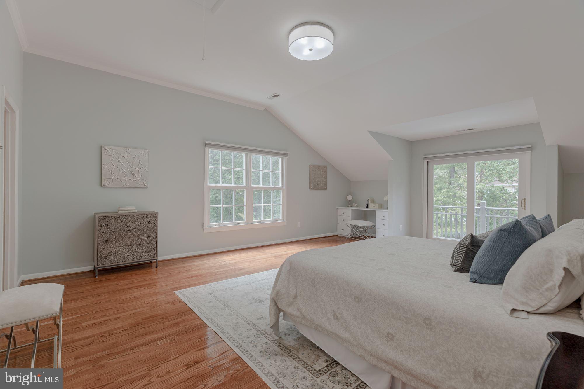 CHAIN BRIDGE FOREST - Residential