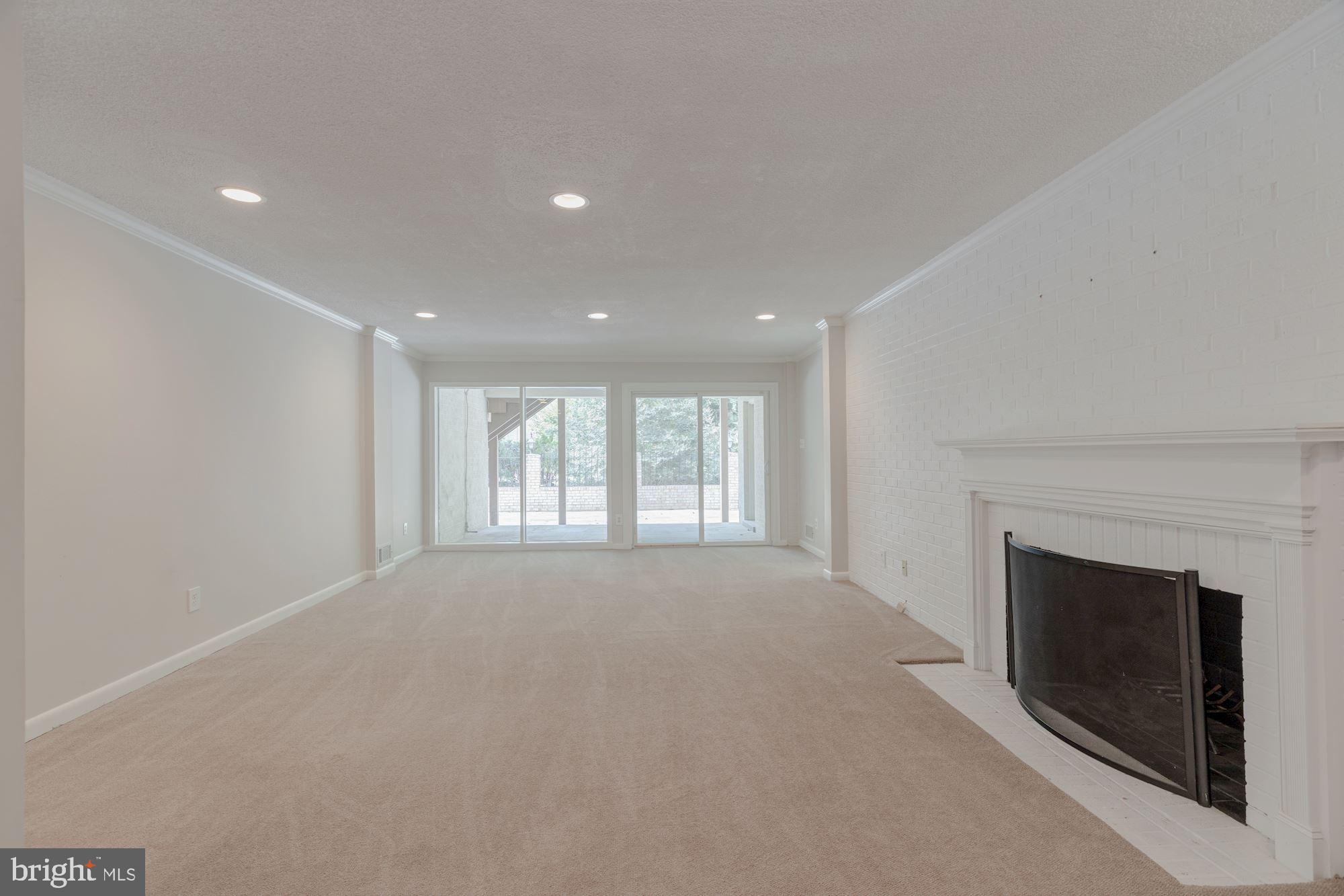 CHAIN BRIDGE FOREST - Residential