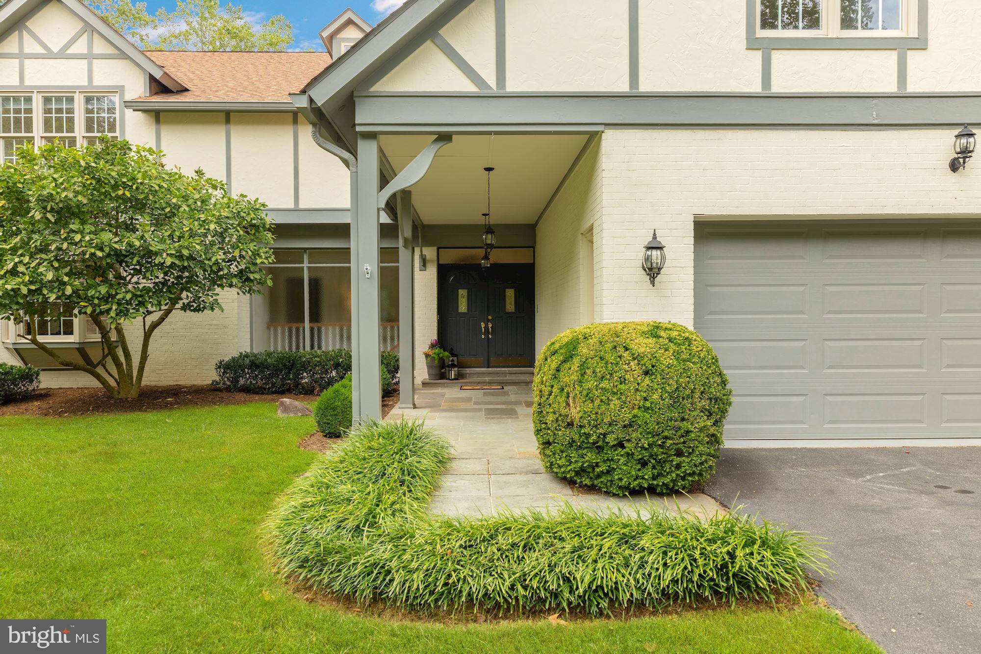 CHAIN BRIDGE FOREST - Residential