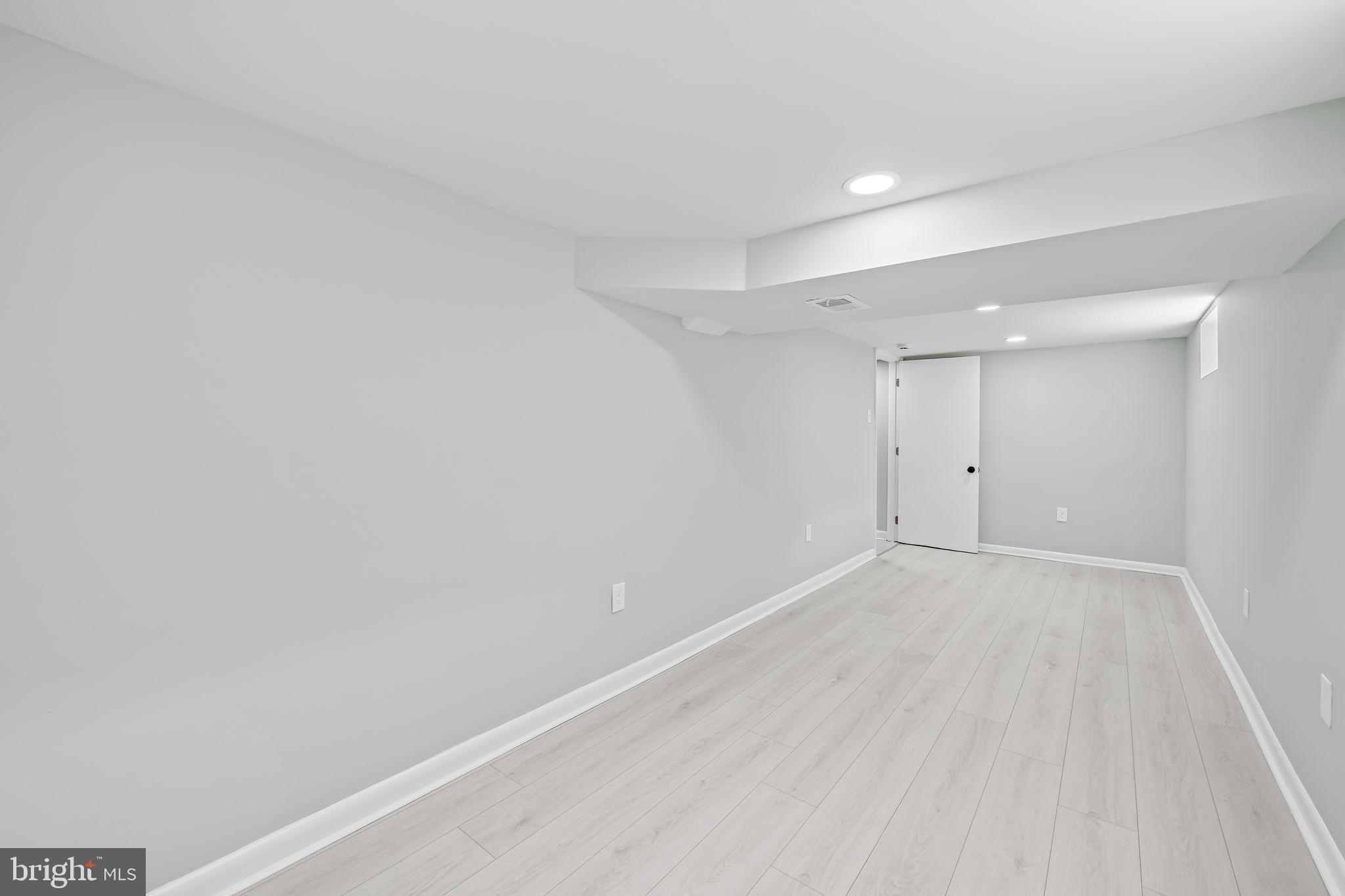 BROOKWOOD - Residential