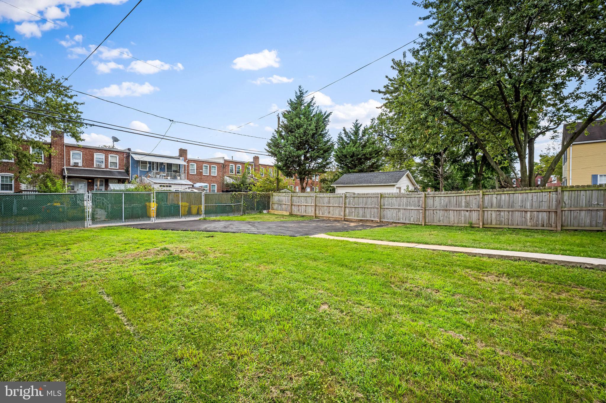 BROOKWOOD - Residential