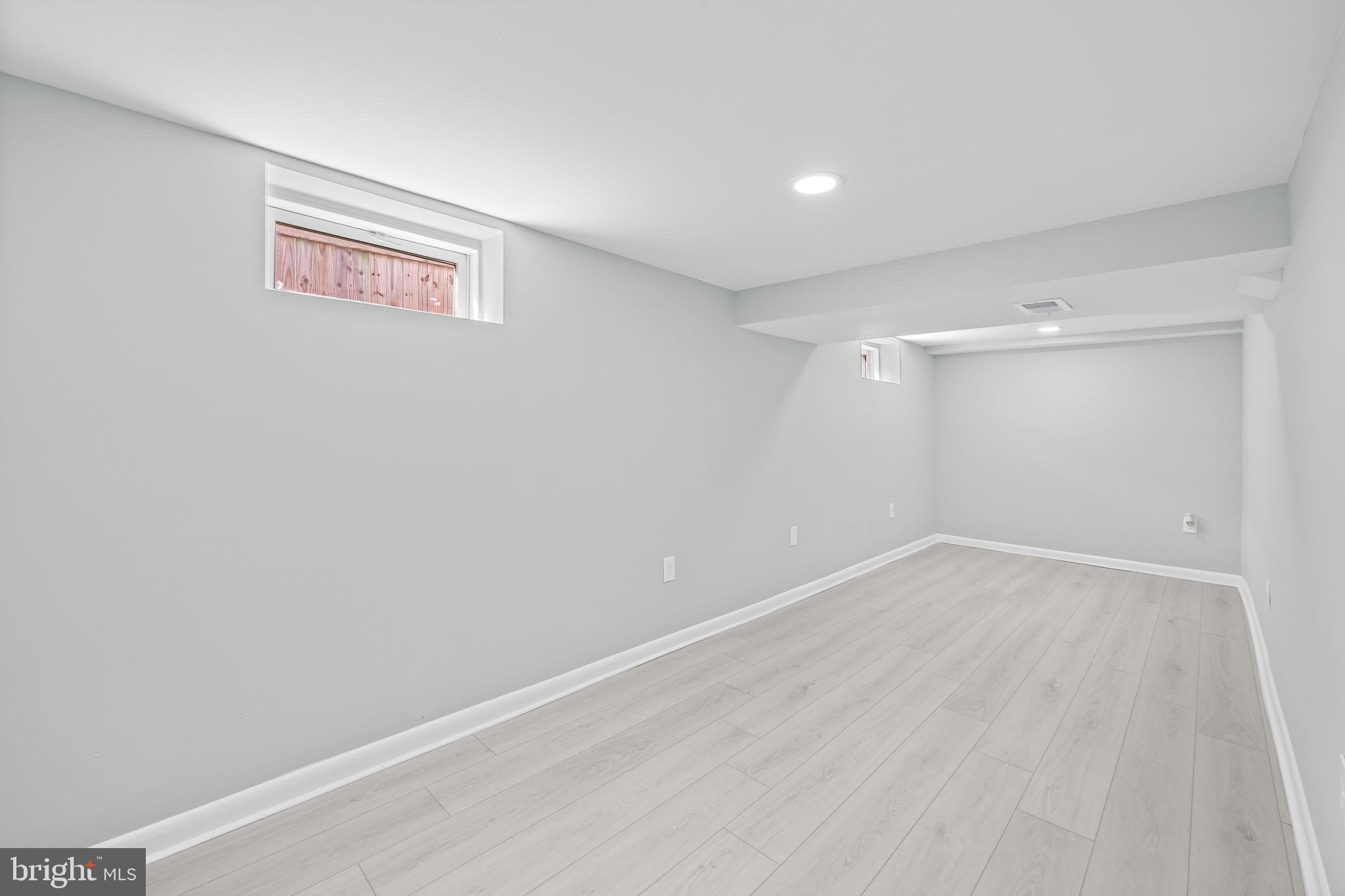 BROOKWOOD - Residential