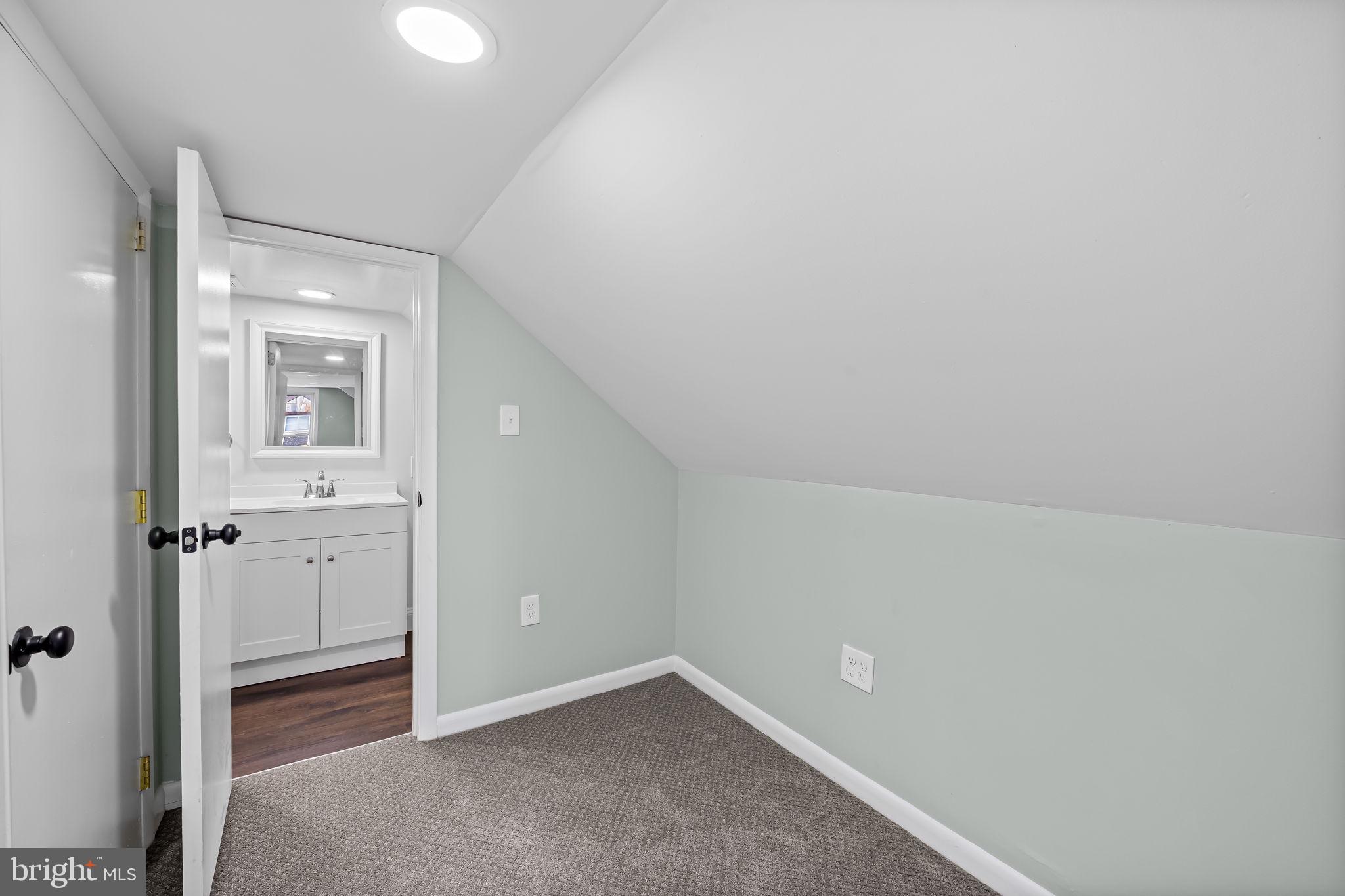 BROOKWOOD - Residential