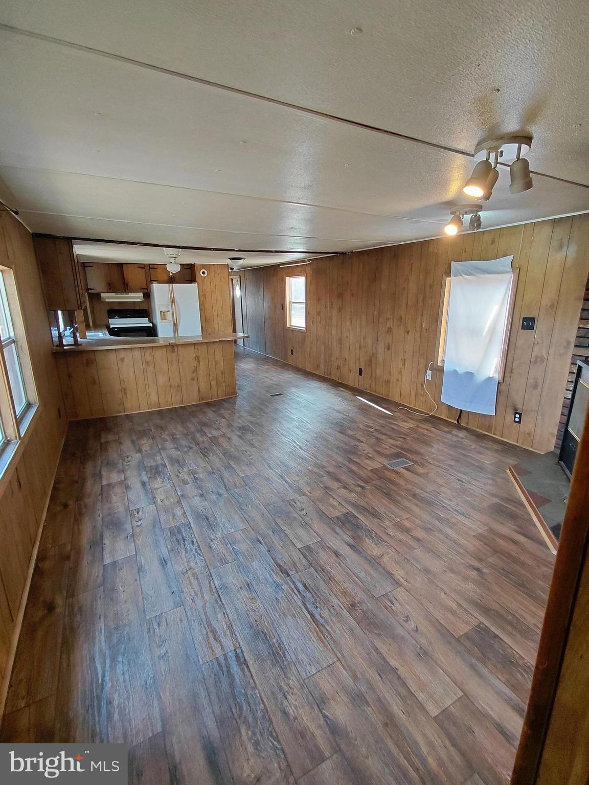 CARLA ACRES - Residential