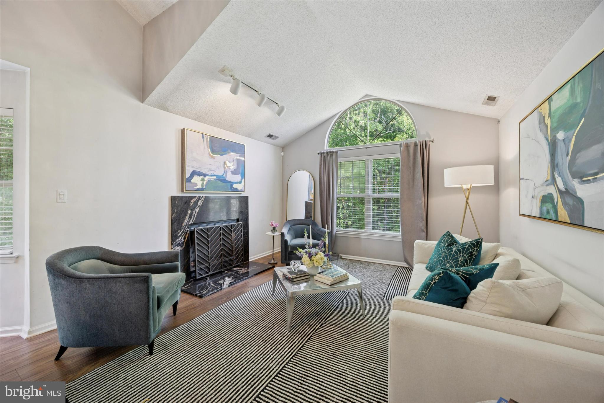 3508 WALTHAM COURT