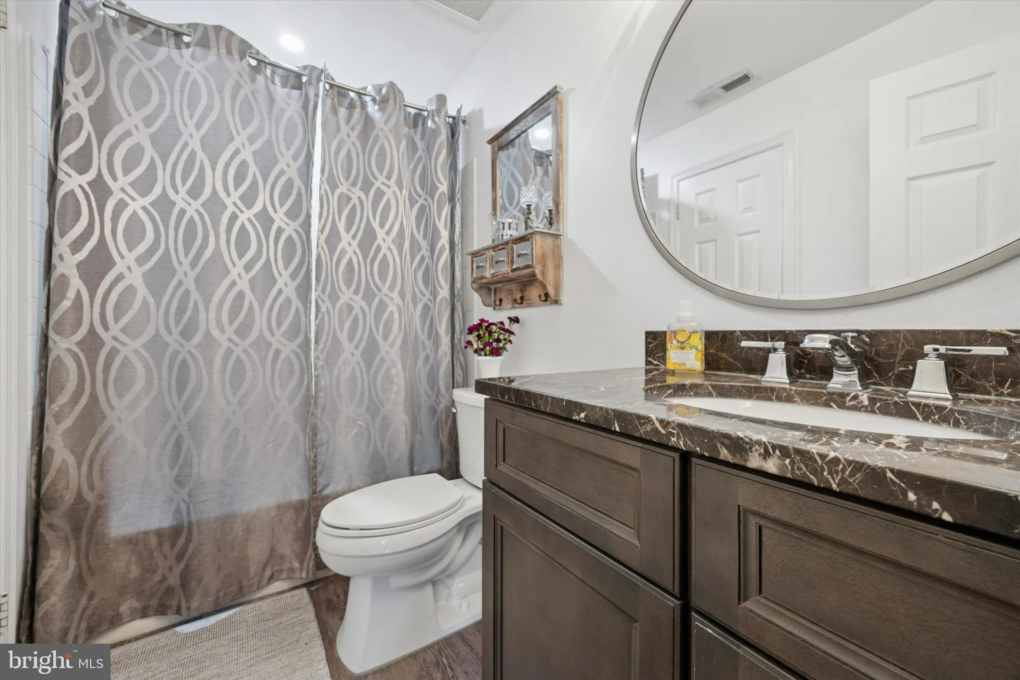 Yardley, Pennsylvania 19067, United States, 2 Bedrooms Bedrooms, ,2 BathroomsBathrooms,Residential,Contingent,150370