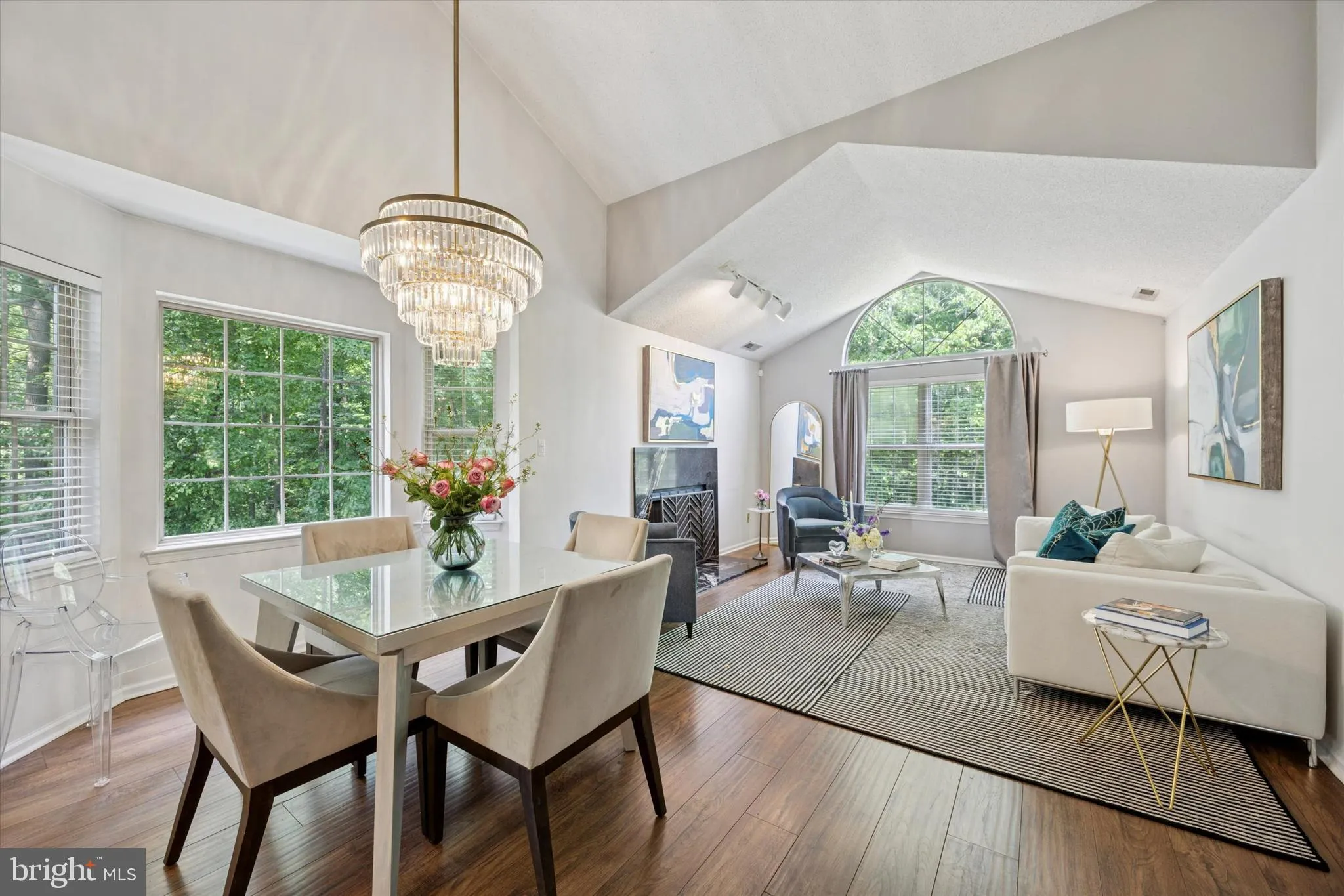 Yardley, Pennsylvania 19067, United States, 2 Bedrooms Bedrooms, ,2 BathroomsBathrooms,Residential,Contingent,150370