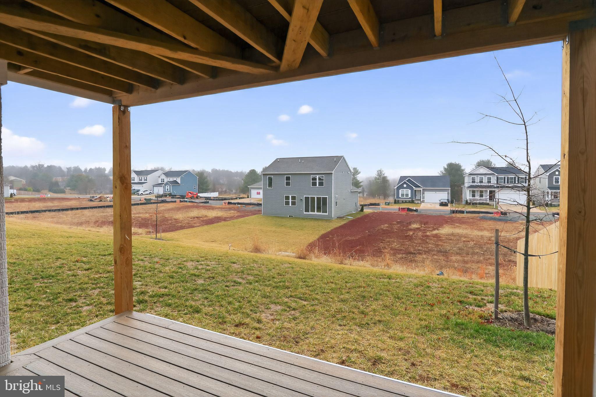 ROUND HILL MEADOWS - Residential