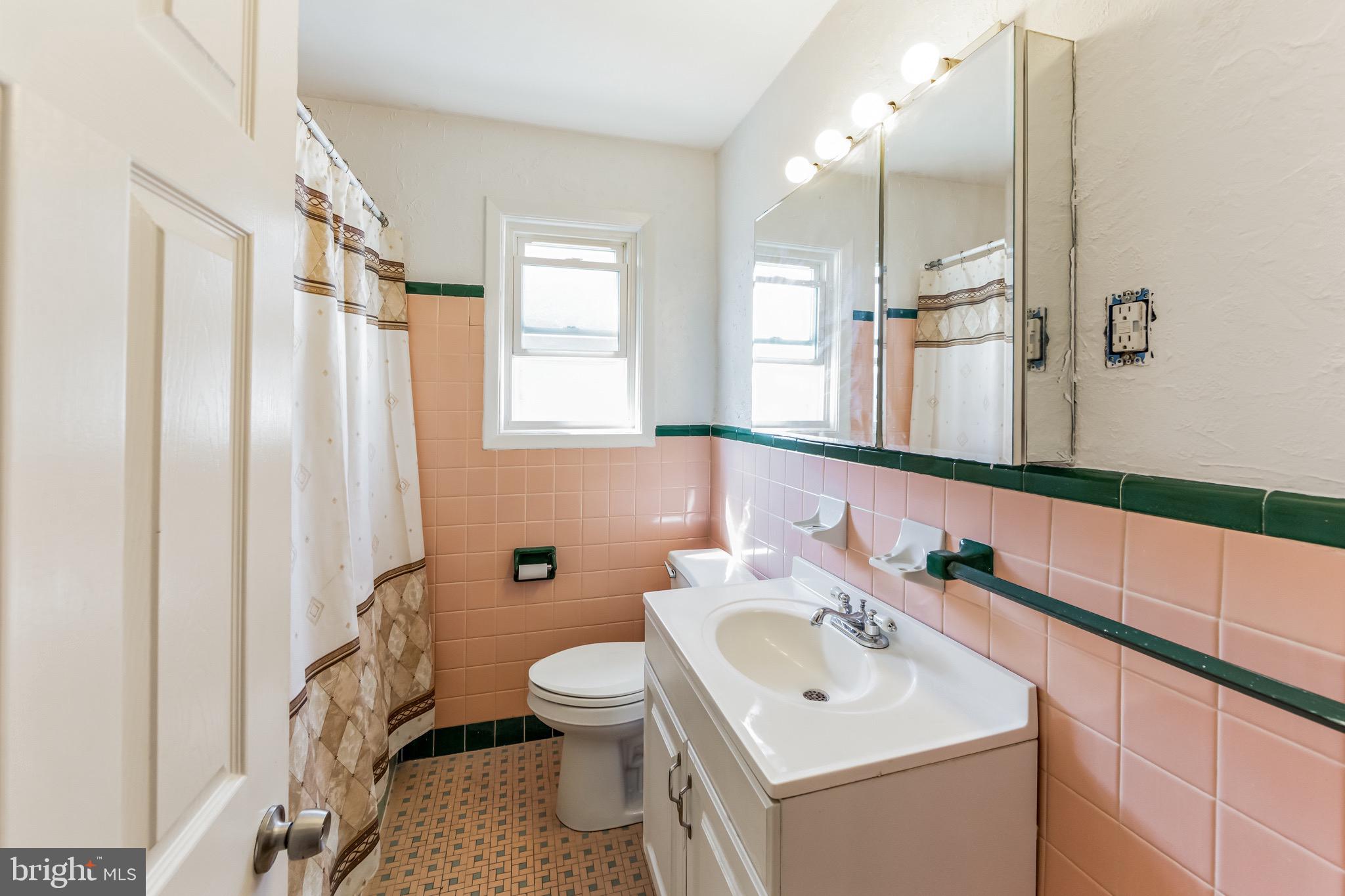 MILMONT PARK - Residential