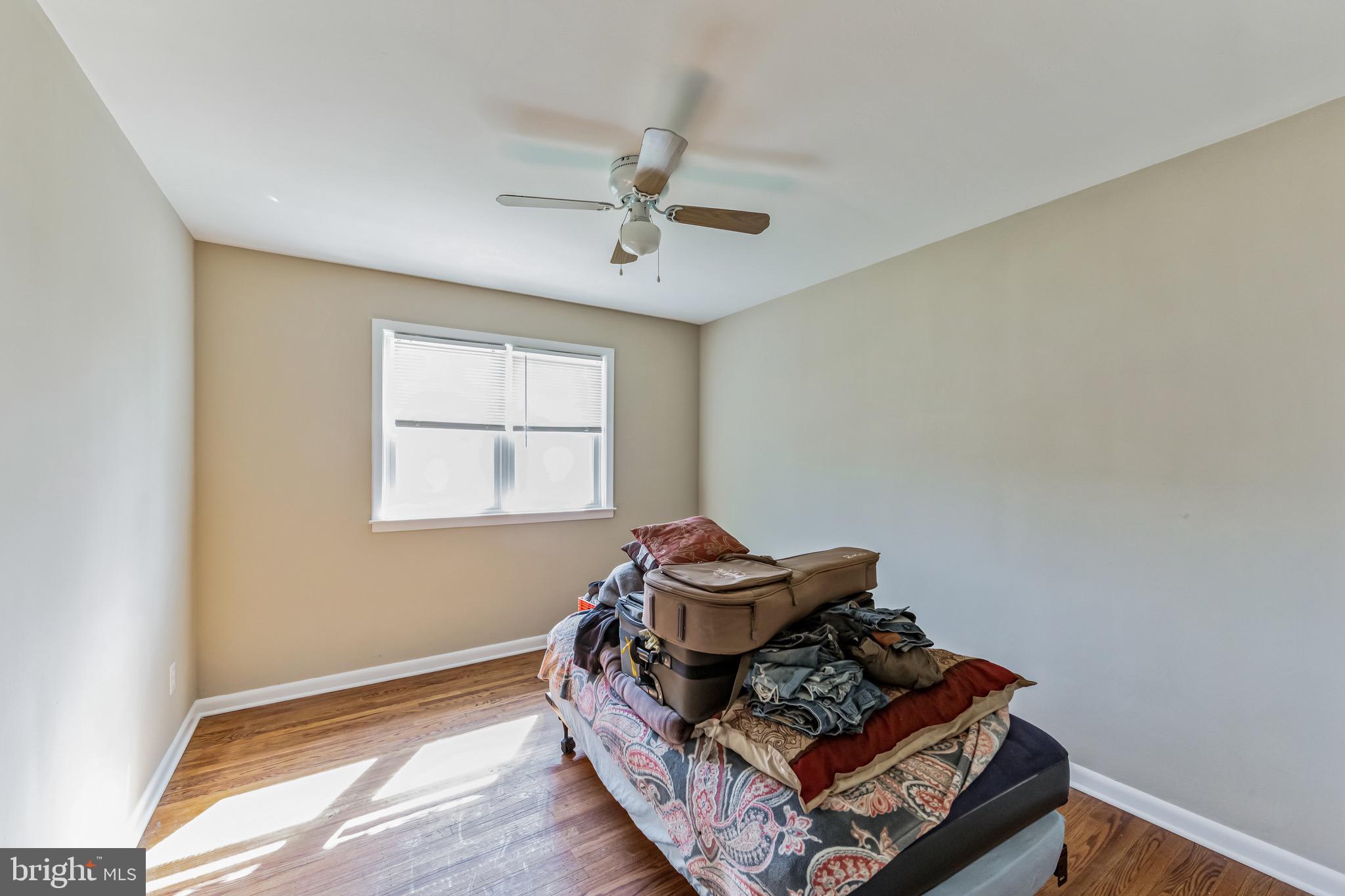 MILMONT PARK - Residential