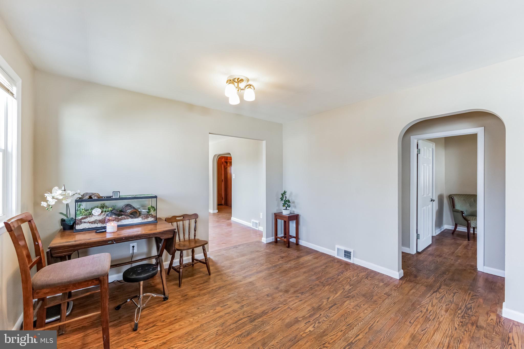 MILMONT PARK - Residential