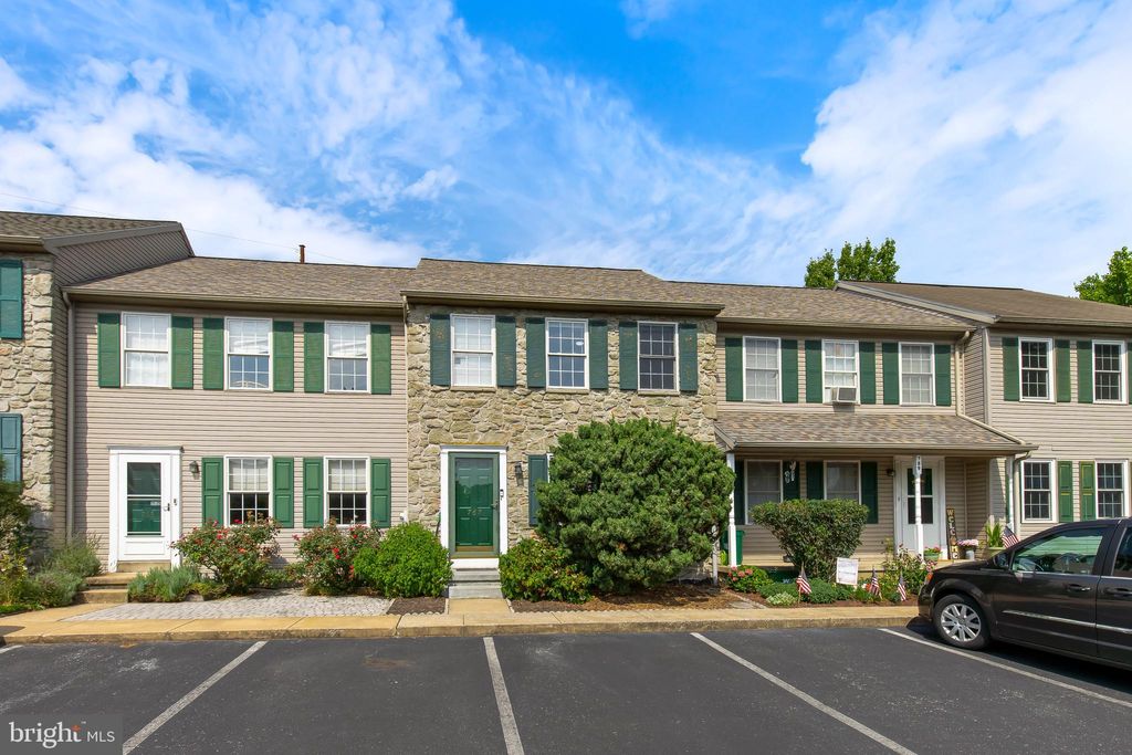Photo of 767 Knoll Drive, Mount Joy, PA 17552 (MLS # PALA2054954)